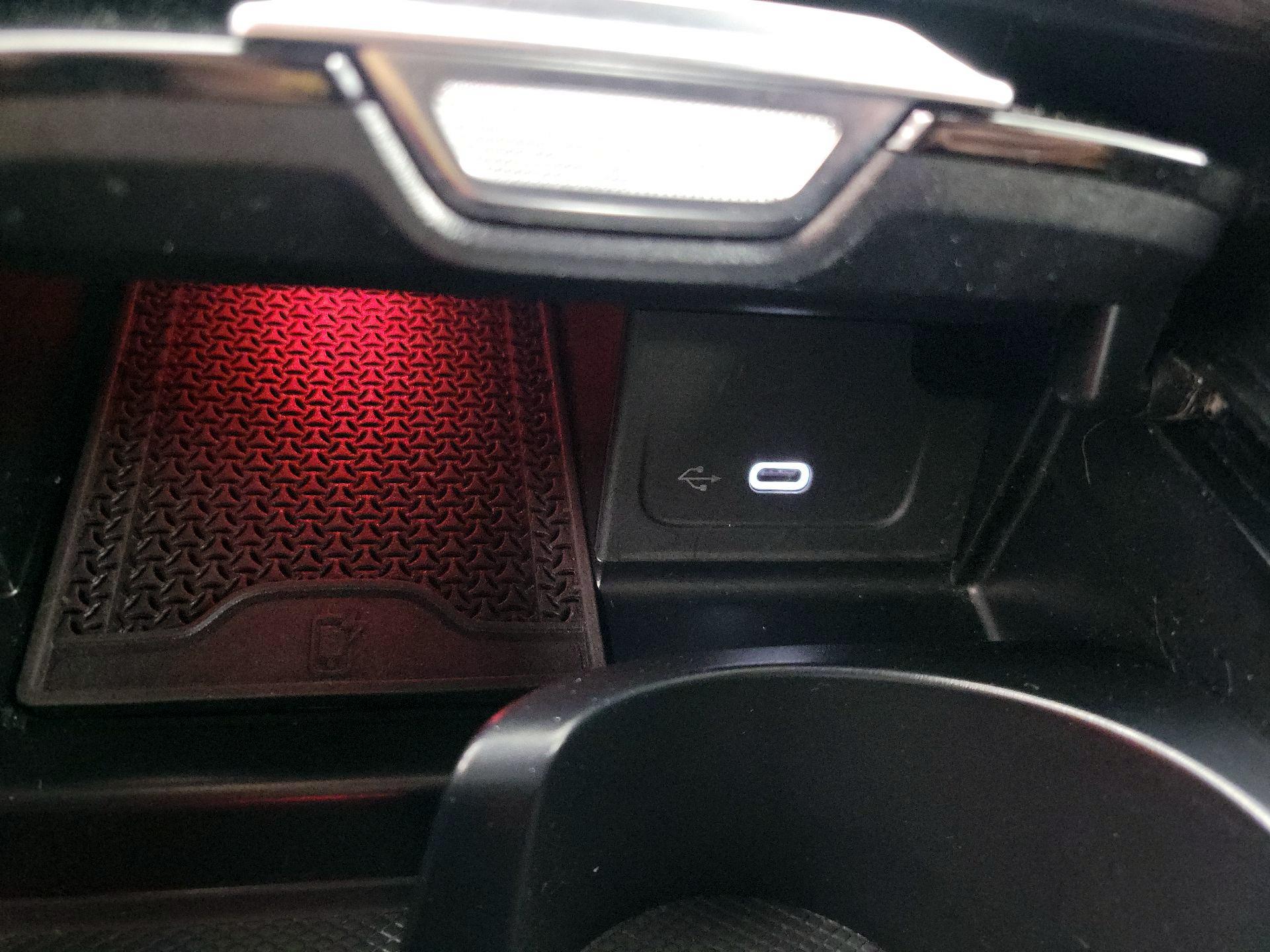 Thumbnail: 2024 Mercedes-Benz C-Class - 19