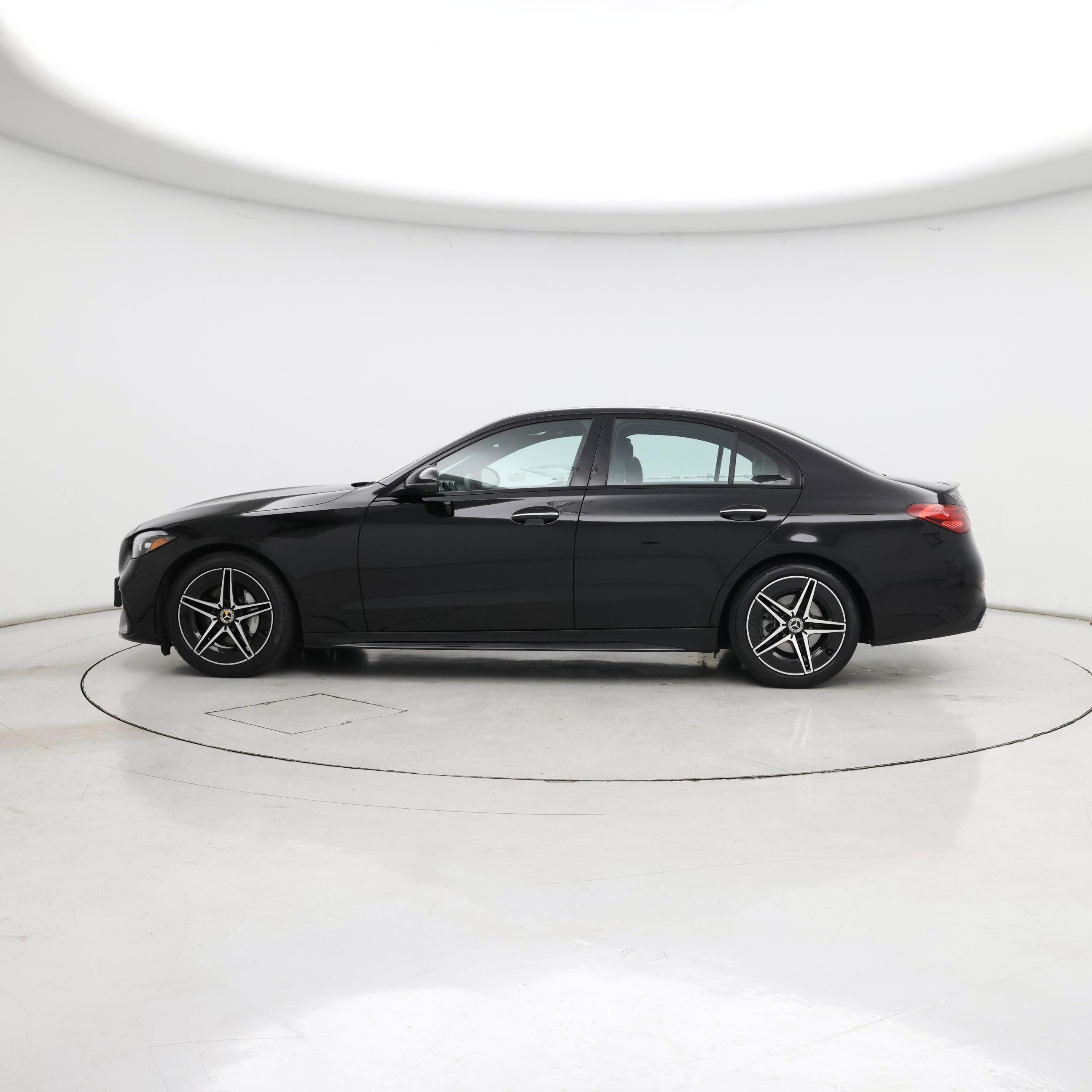 Thumbnail: 2024 Mercedes-Benz C-Class - 3