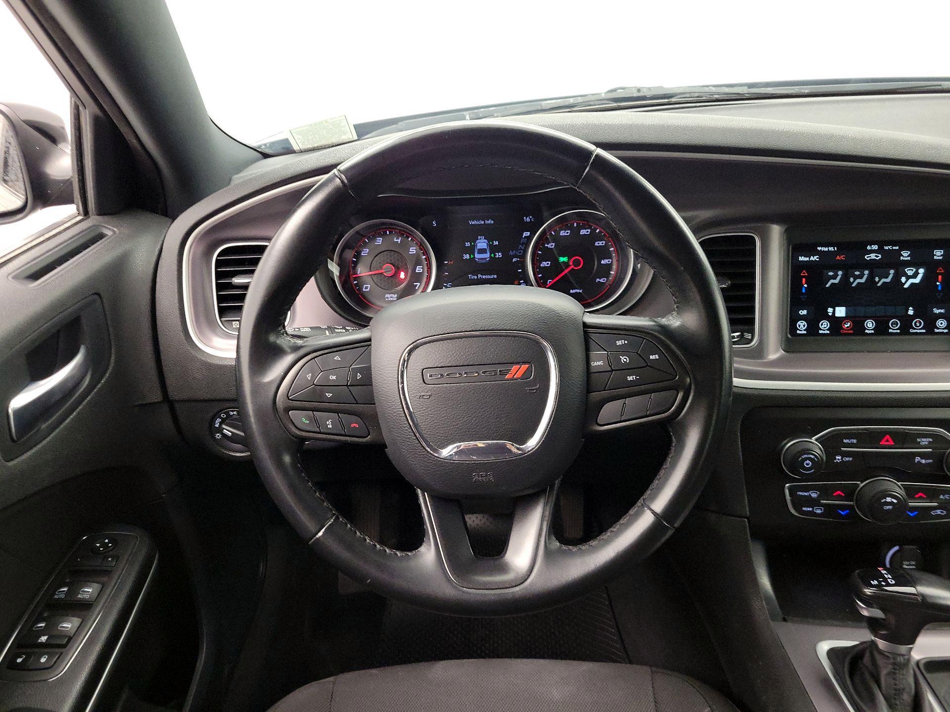 Thumbnail: 2022 Dodge Charger - 10