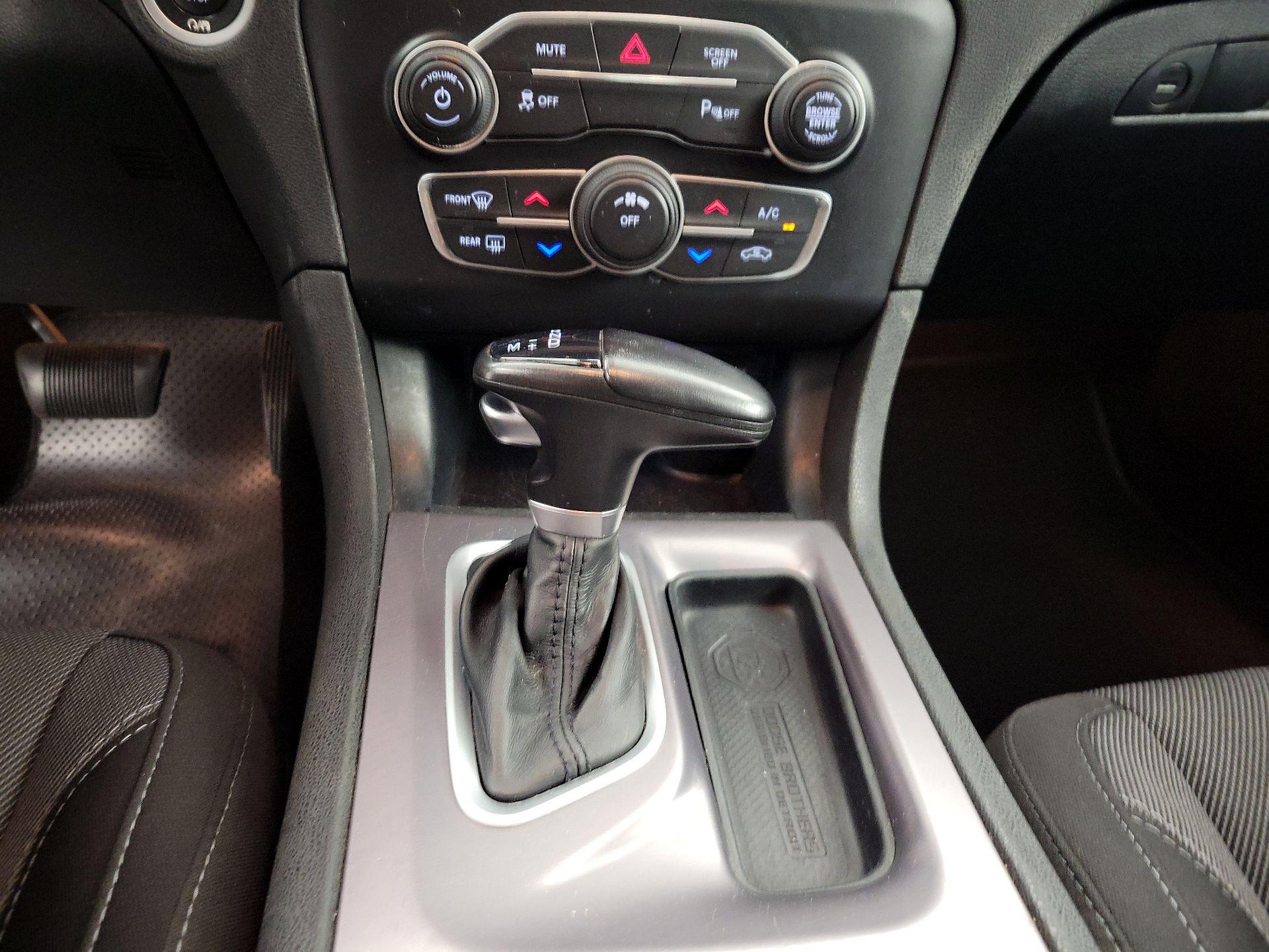 Thumbnail: 2022 Dodge Charger - 17