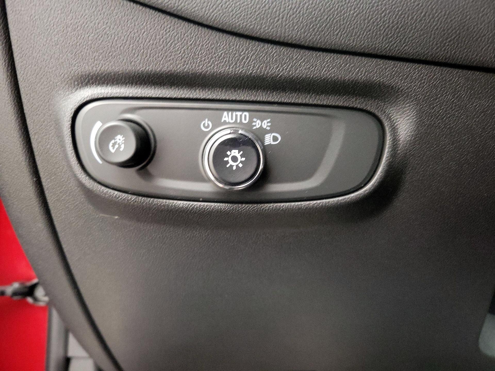 Thumbnail: 2023 Chevrolet Equinox - 13