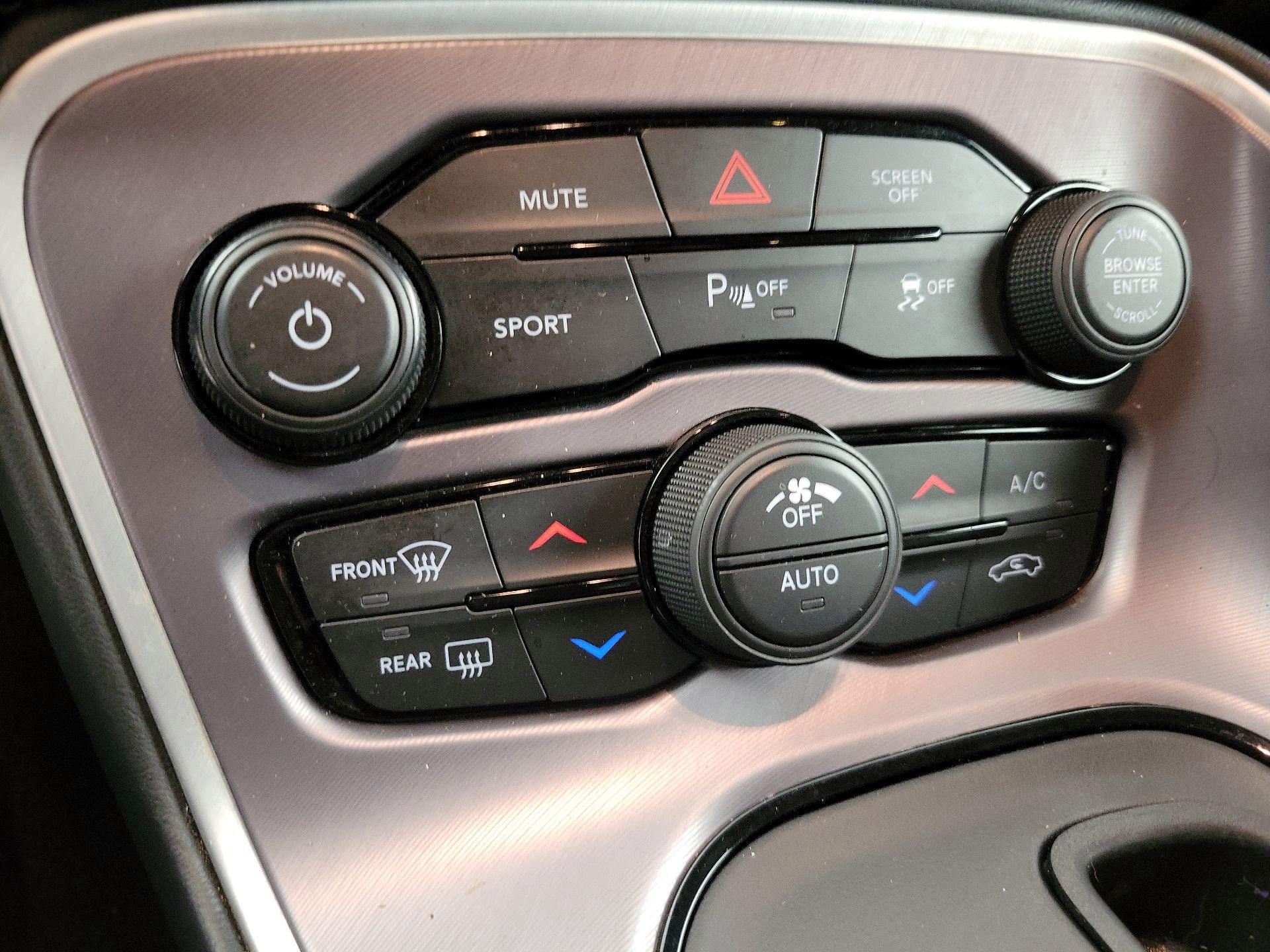 Thumbnail: 2022 Dodge Challenger - 16