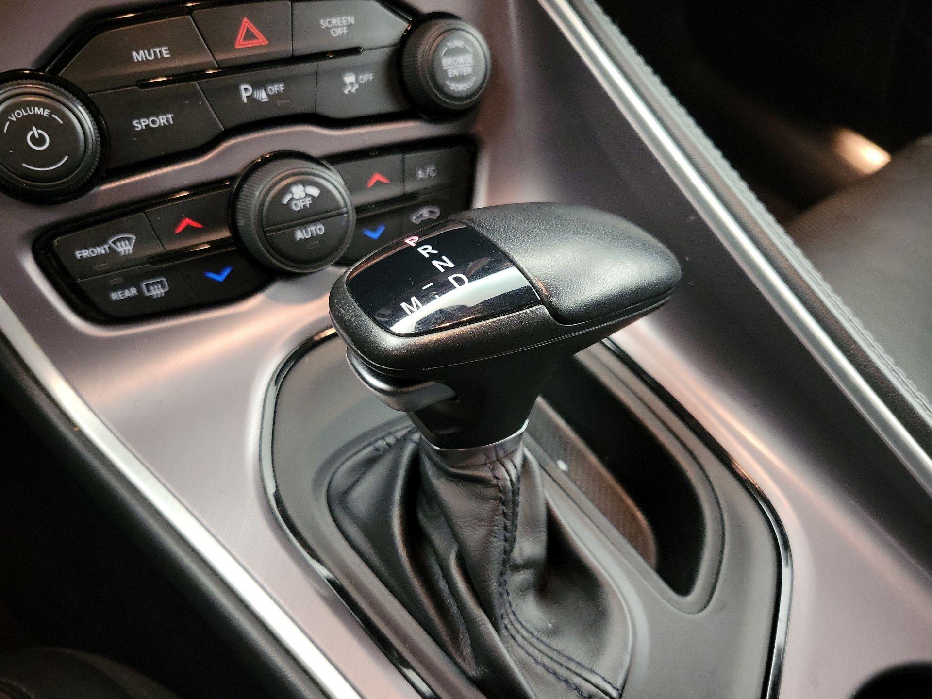 Thumbnail: 2022 Dodge Challenger - 17