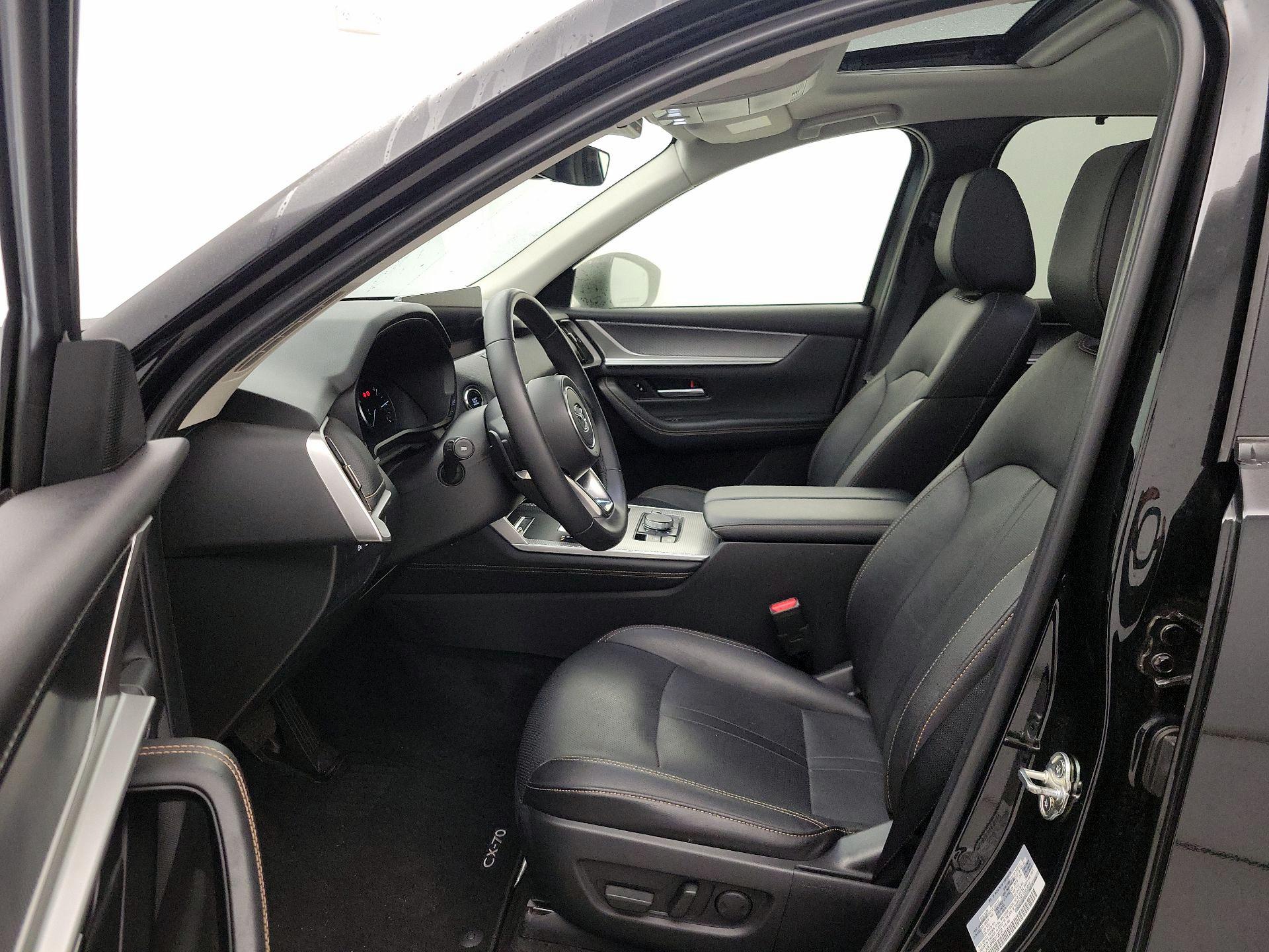 Thumbnail: 2025 Mazda CX-70 - 11