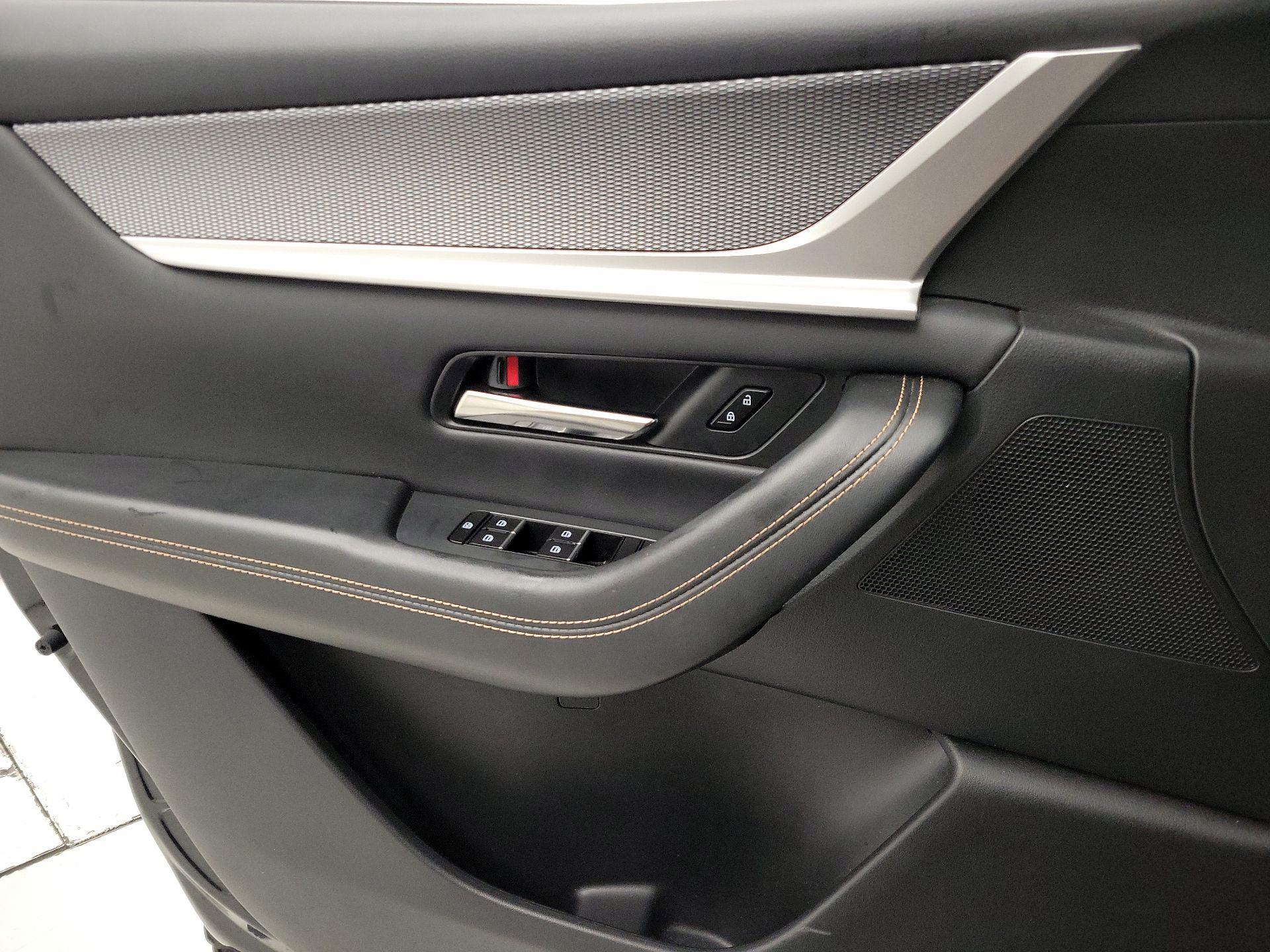 Thumbnail: 2025 Mazda CX-70 - 12