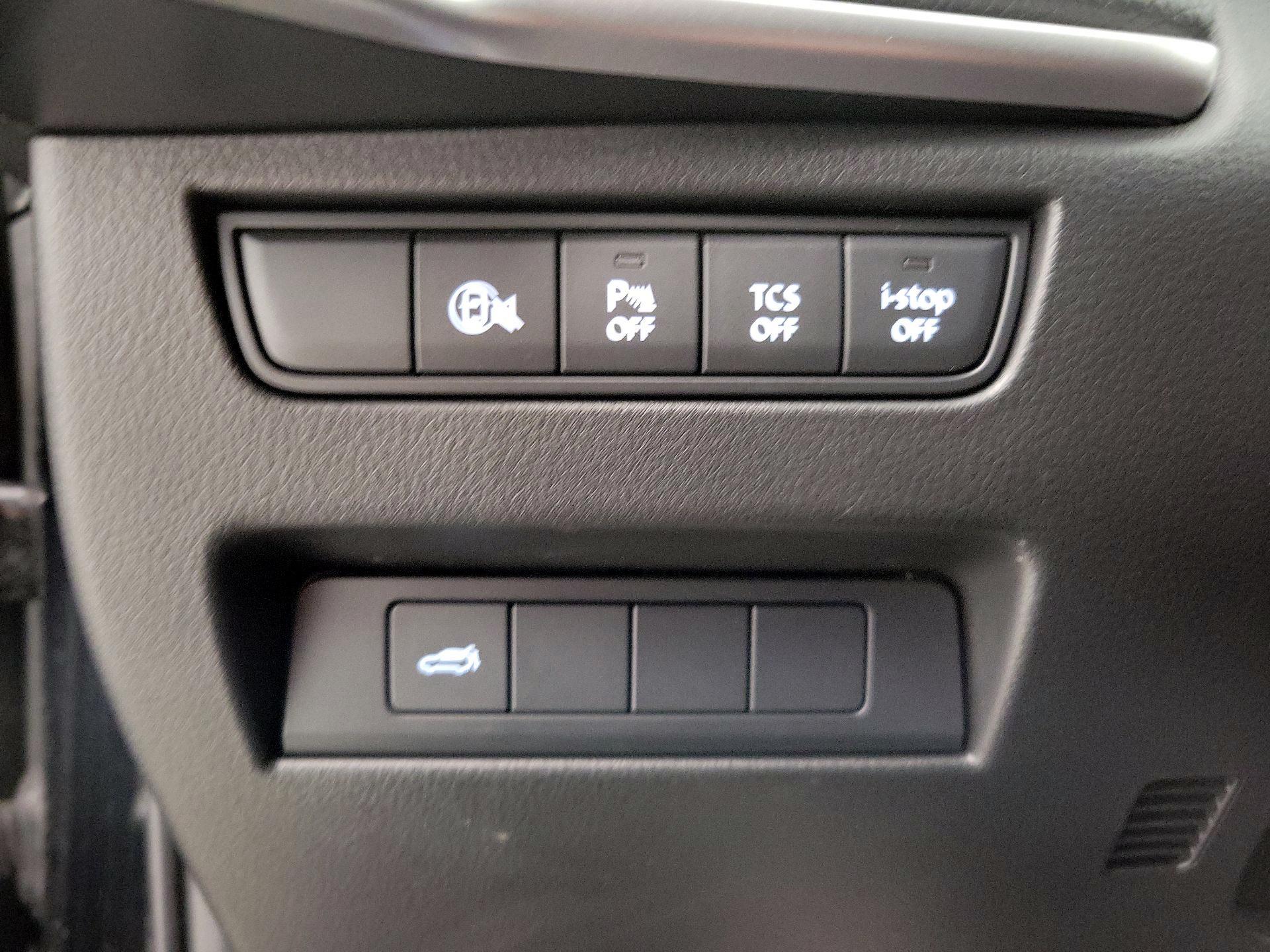 Thumbnail: 2025 Mazda CX-70 - 13