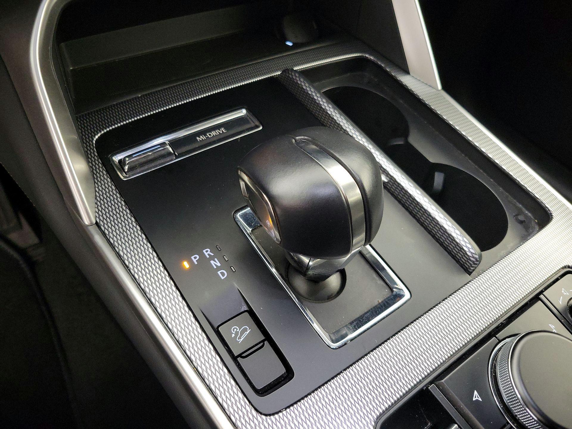 Thumbnail: 2025 Mazda CX-70 - 17