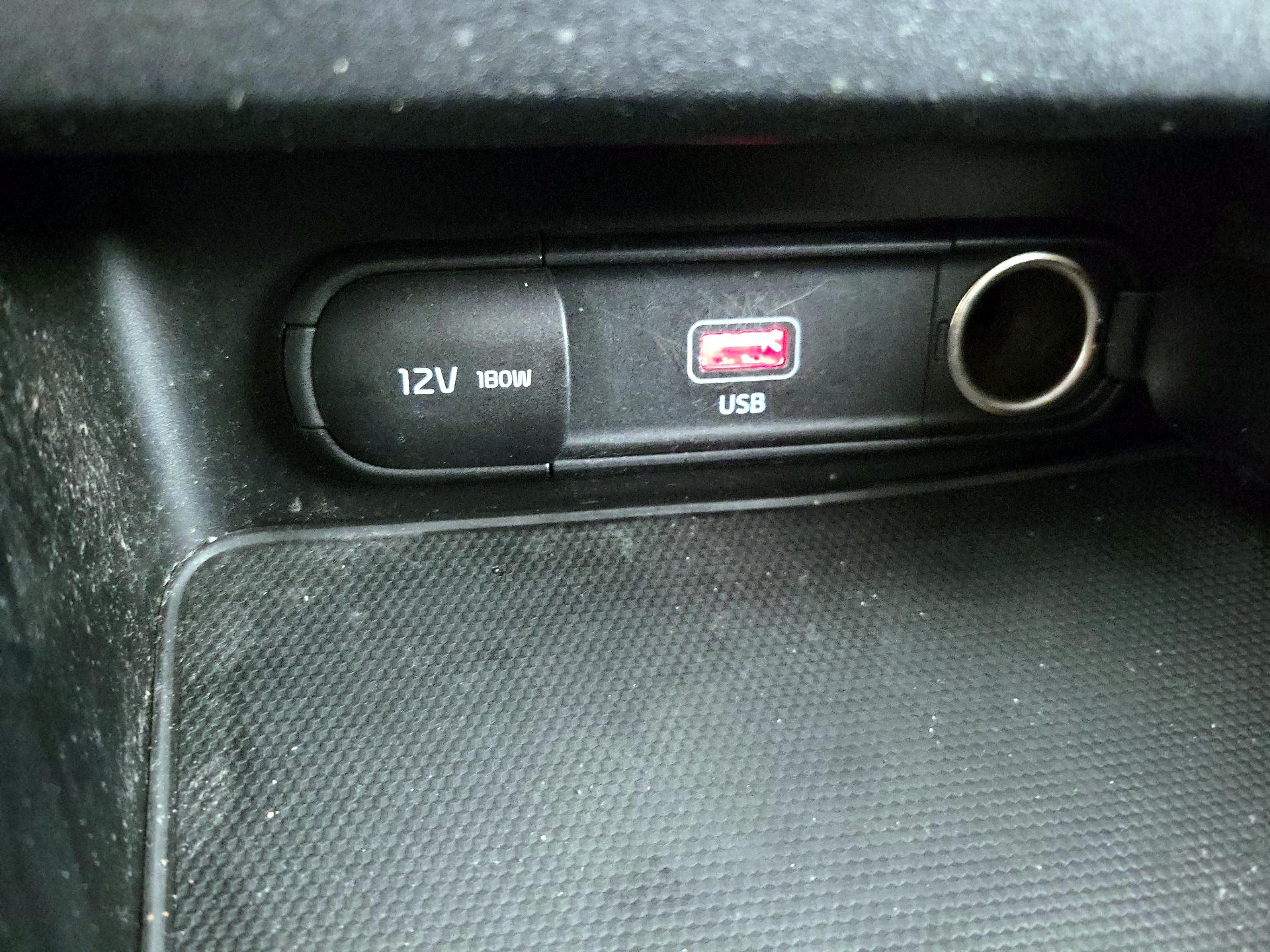 Thumbnail: 2023 Kia Forte - 18