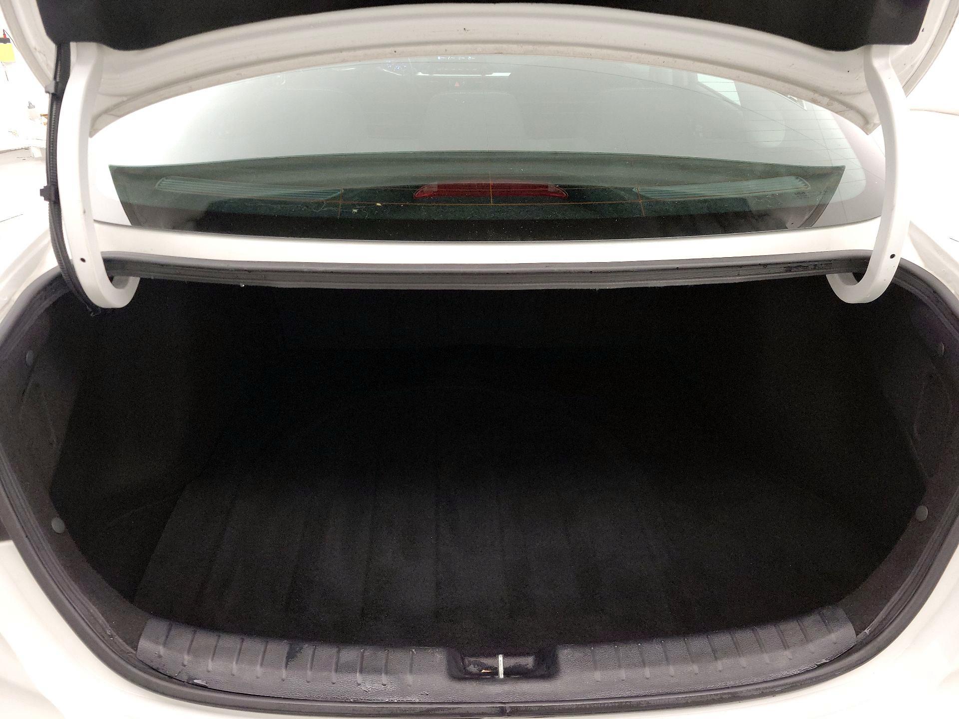 Thumbnail: 2023 Kia Forte - 20