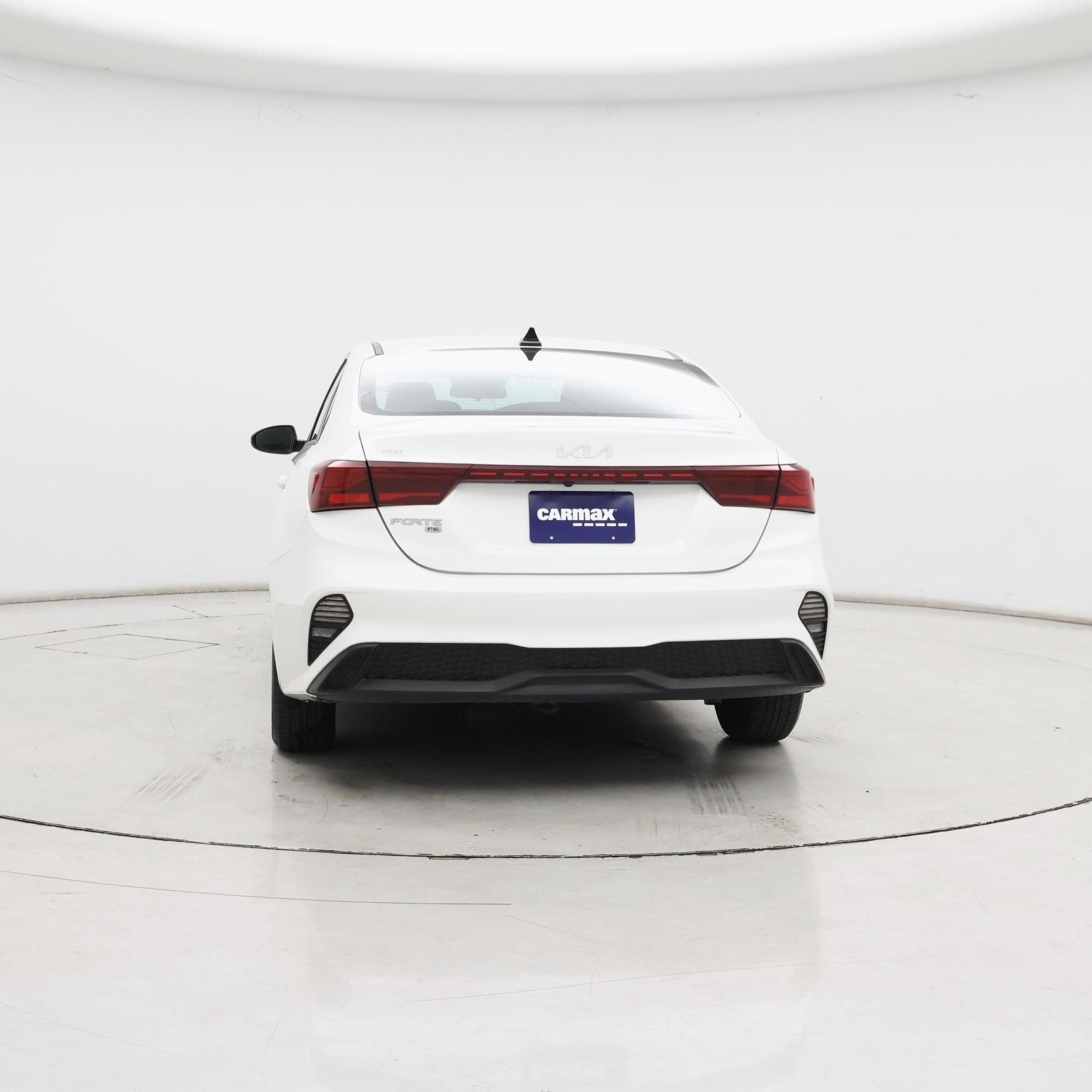 Thumbnail: 2023 Kia Forte - 6