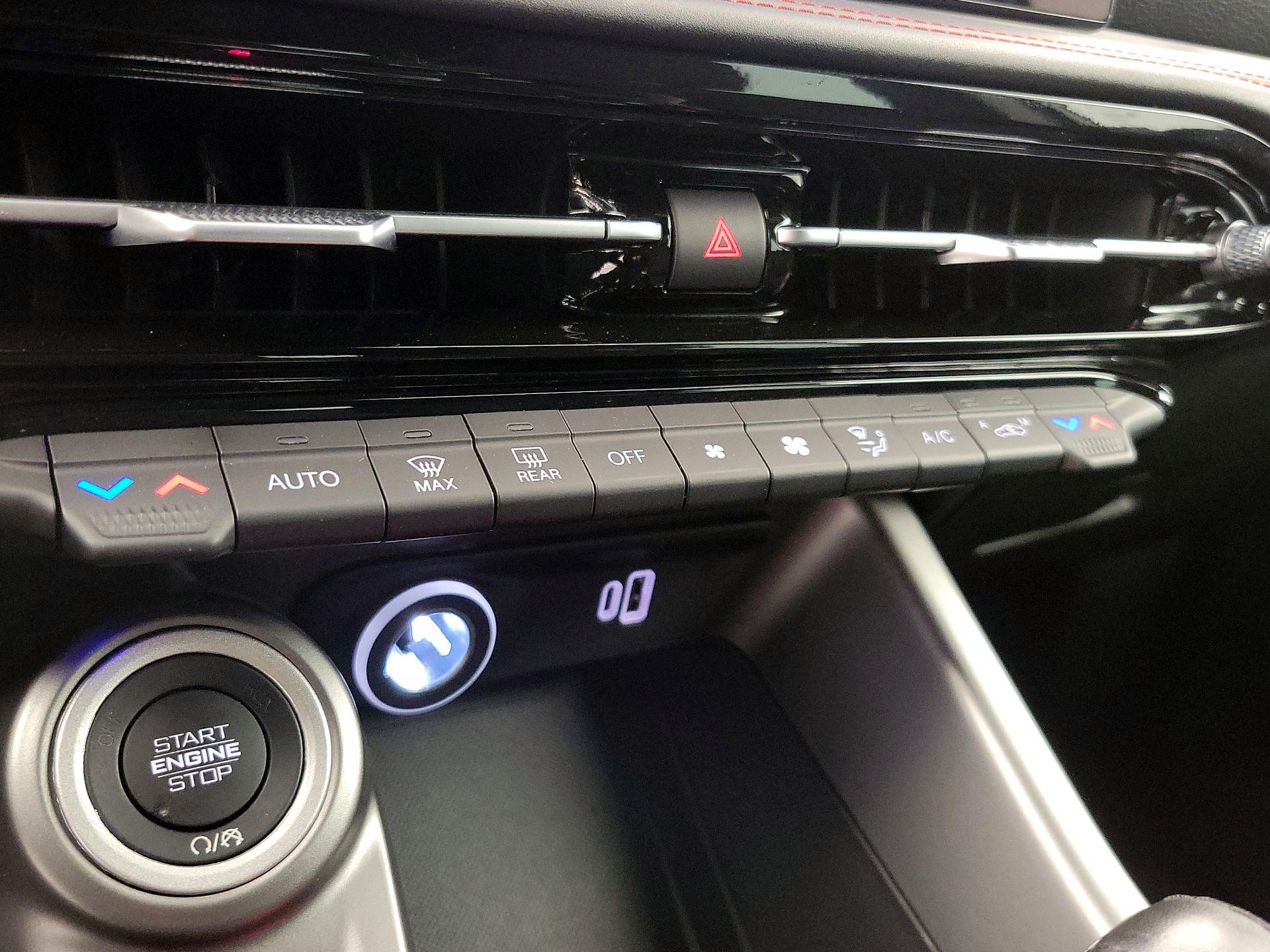 Thumbnail: 2024 Dodge Hornet - 16