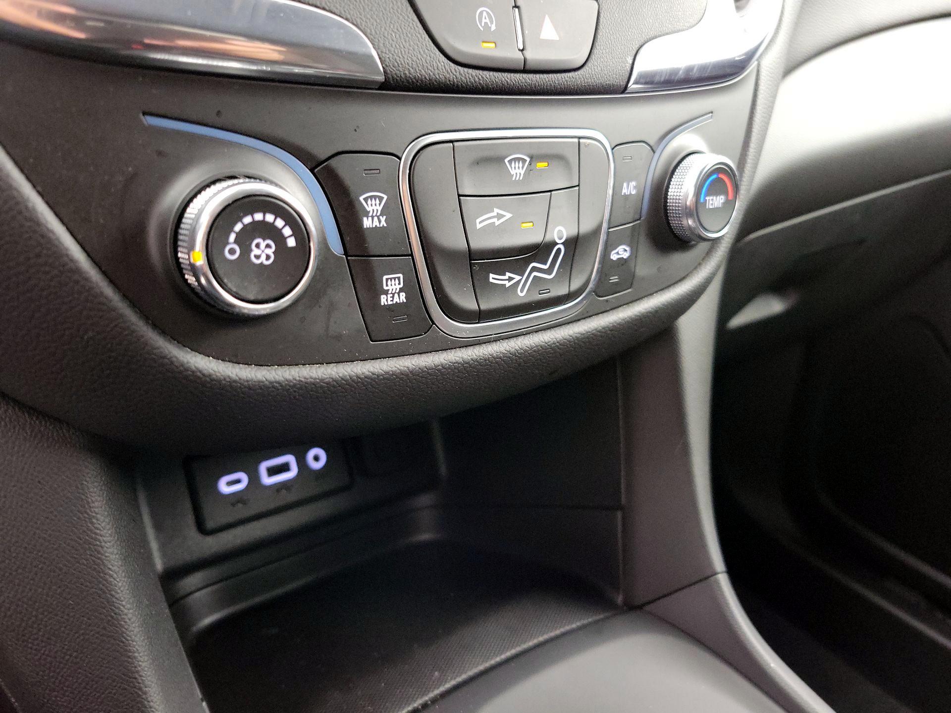 Thumbnail: 2023 Chevrolet Equinox - 16