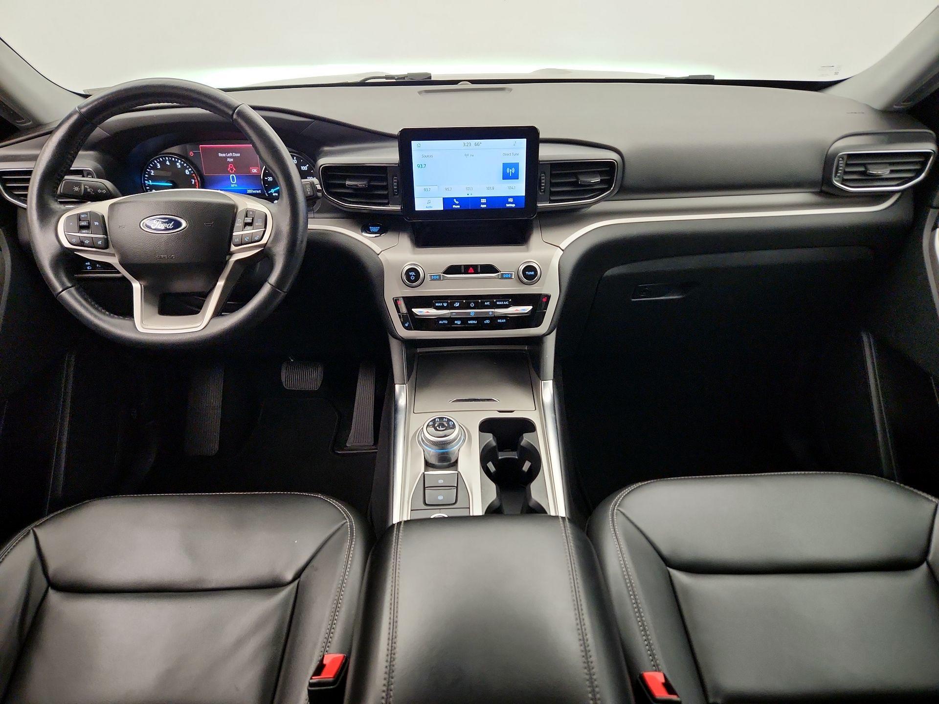 Thumbnail: 2023 Ford Explorer - 9