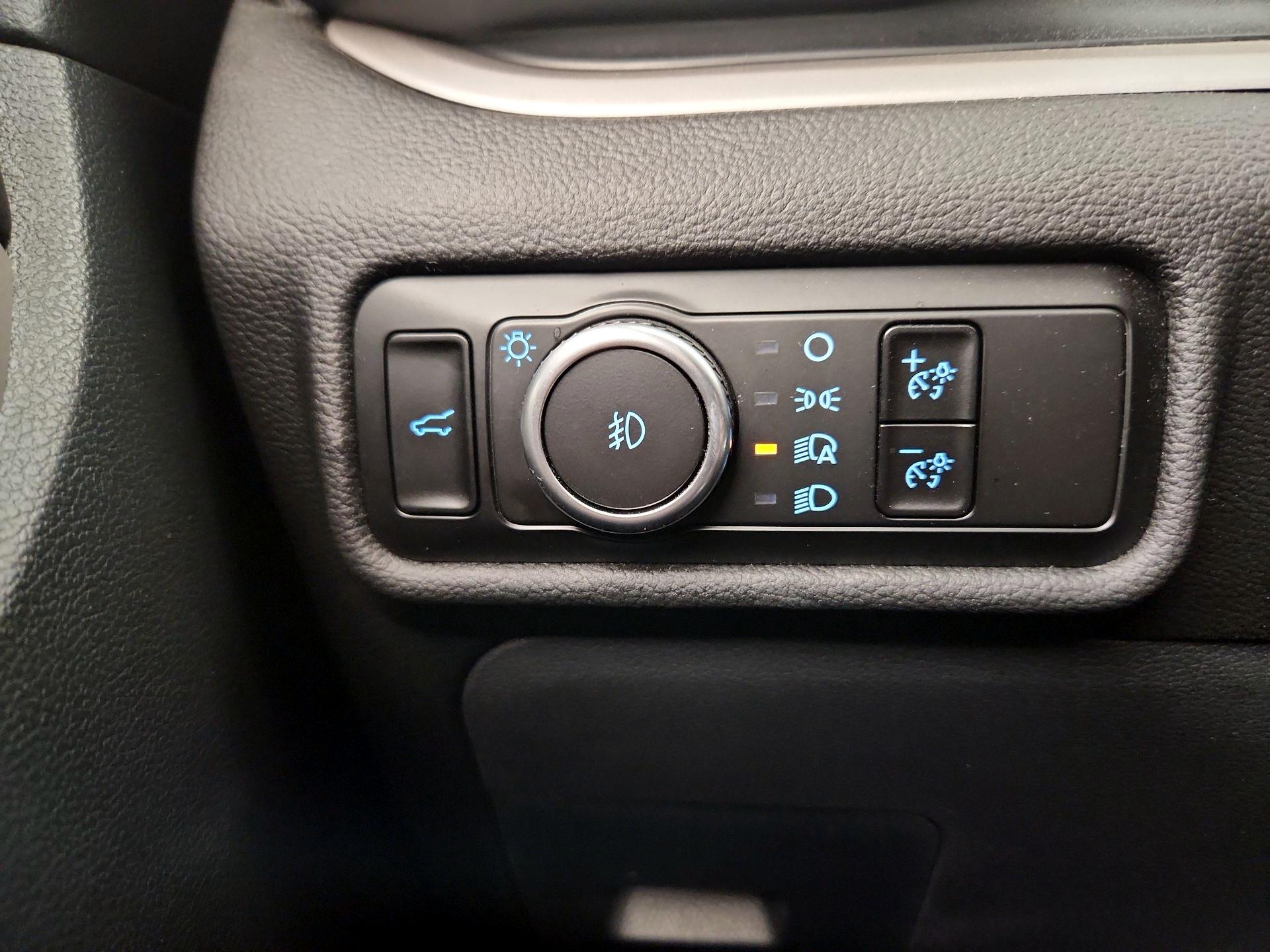 Thumbnail: 2023 Ford Explorer - 13