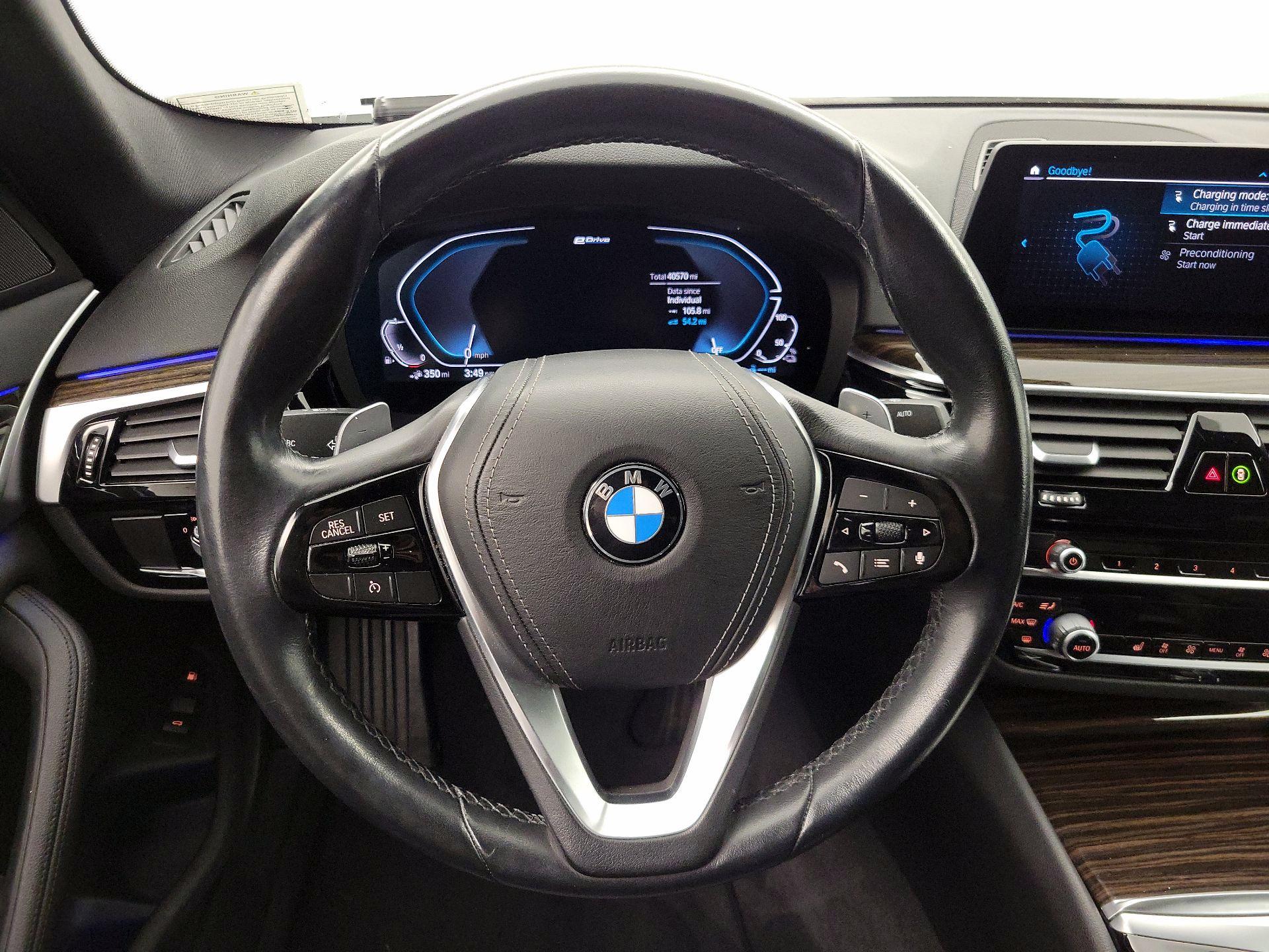 Thumbnail: 2020 BMW 5 Series - 10