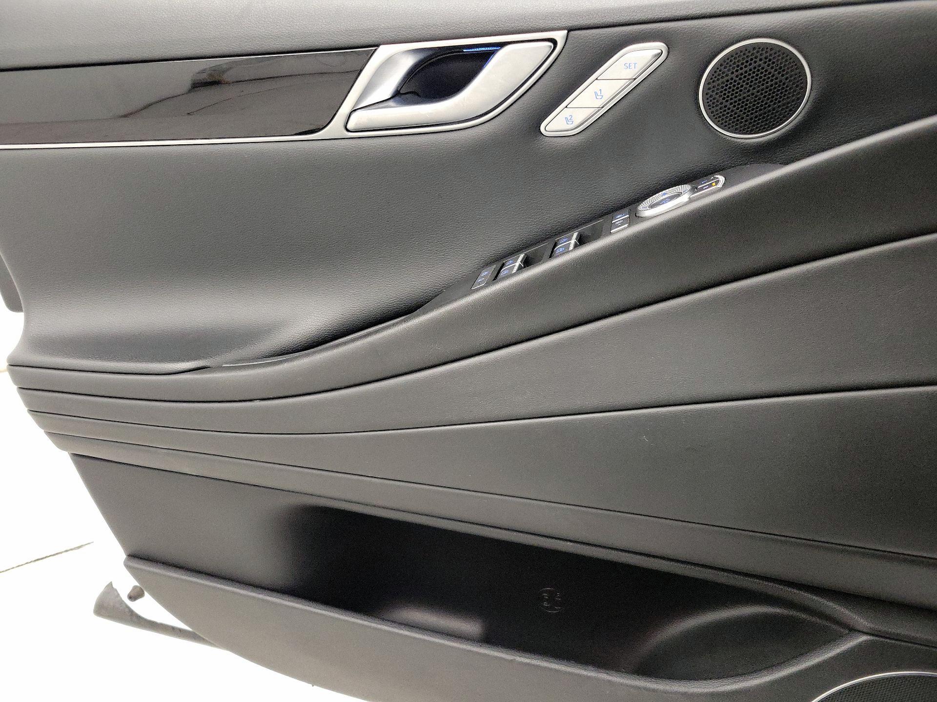 Thumbnail: 2023 Genesis G80 - 12