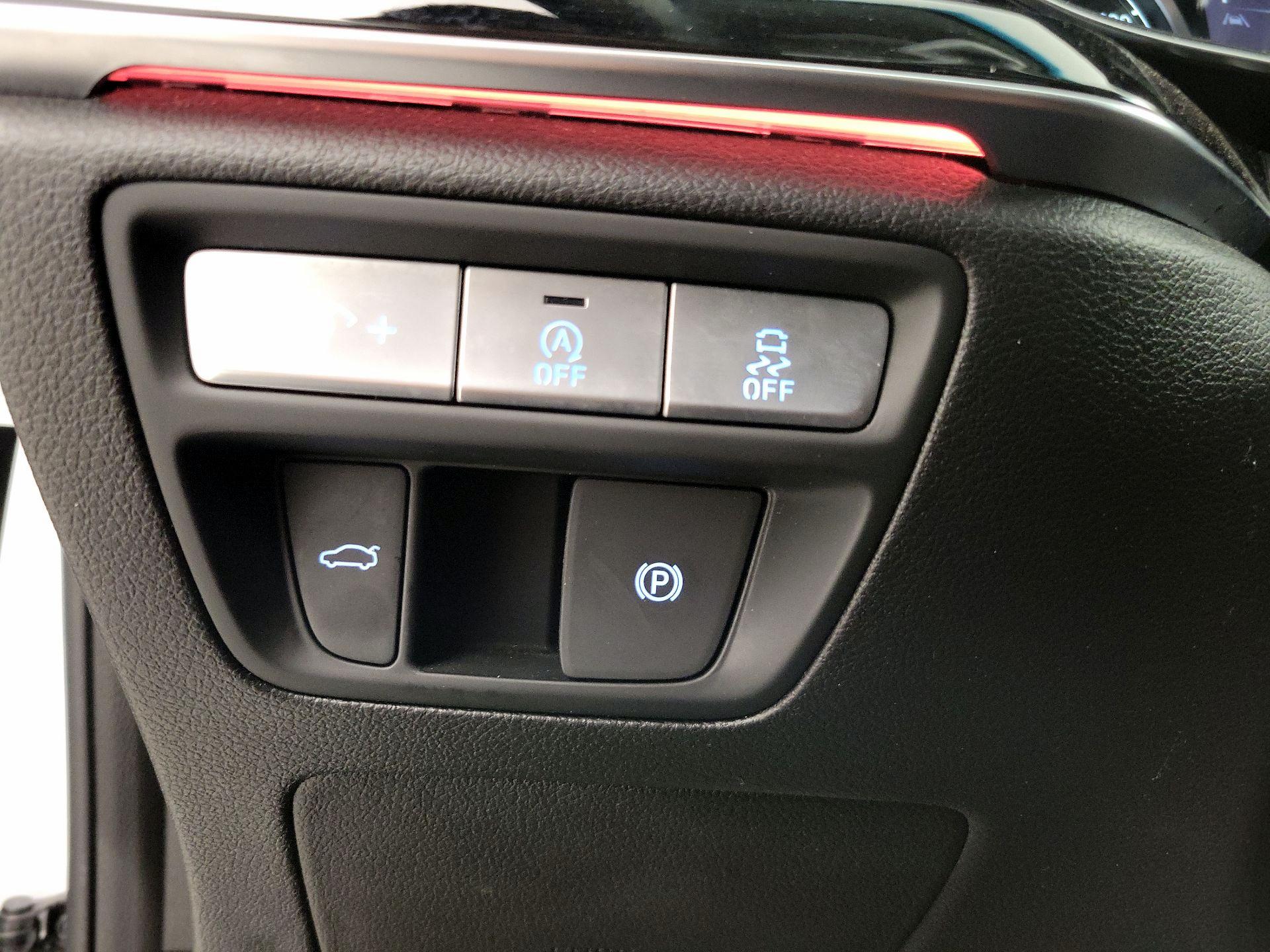 Thumbnail: 2023 Genesis G80 - 13