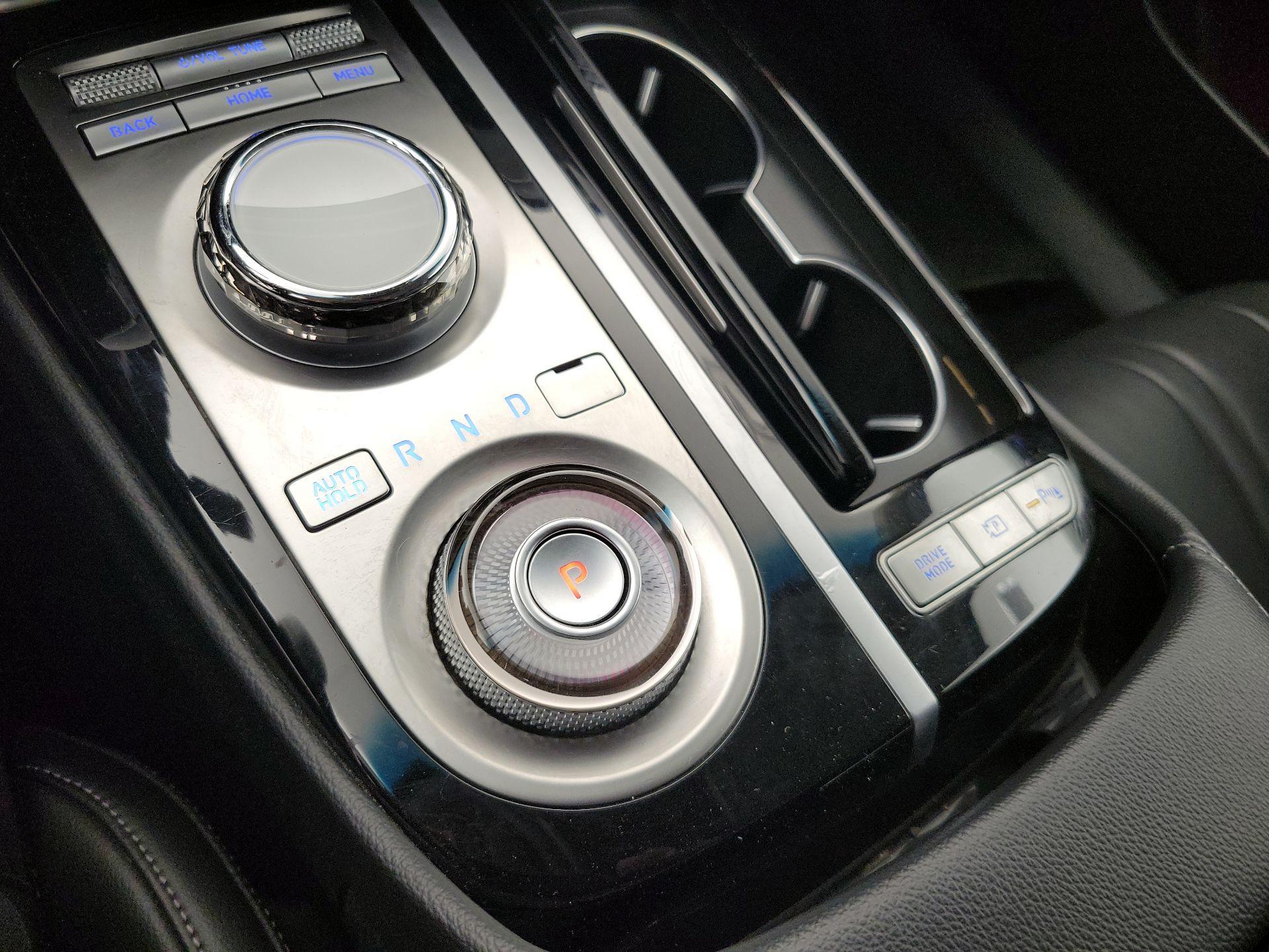 Thumbnail: 2023 Genesis G80 - 18