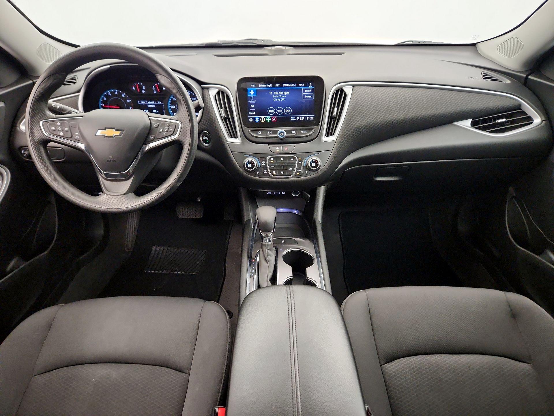 Thumbnail: 2023 Chevrolet Malibu - 9