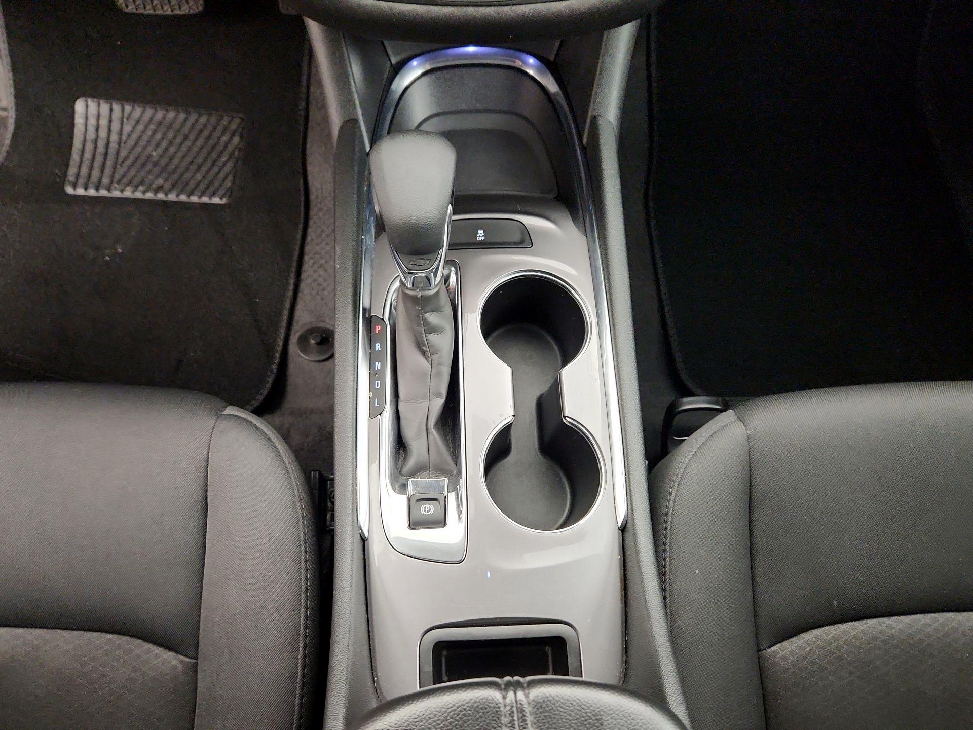 Thumbnail: 2023 Chevrolet Malibu - 17