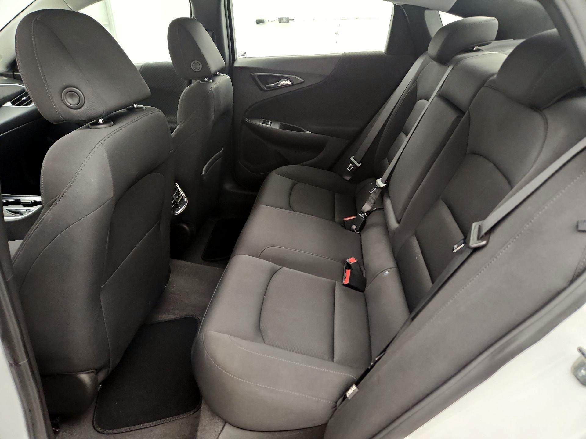 Thumbnail: 2023 Chevrolet Malibu - 19