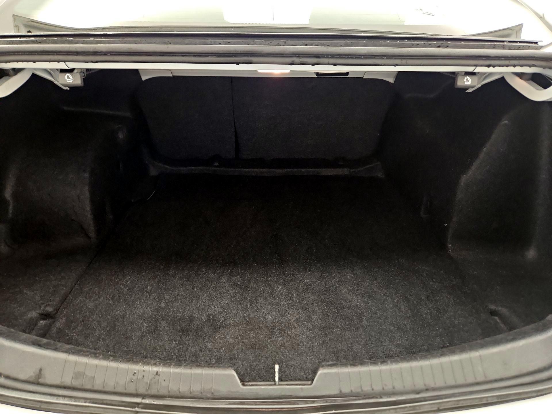 Thumbnail: 2023 Chevrolet Malibu - 20