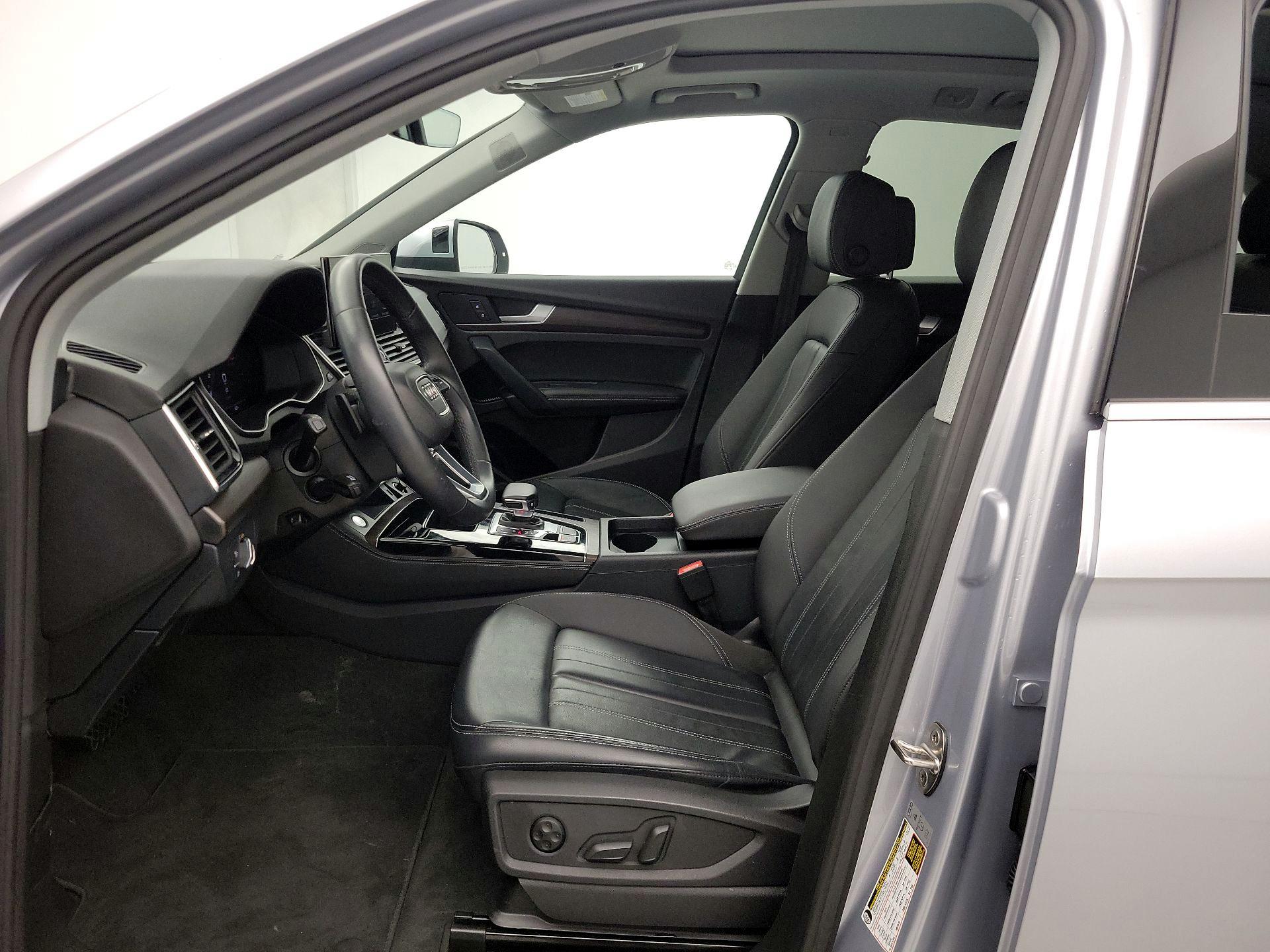 Thumbnail: 2023 Audi Q5 - 11