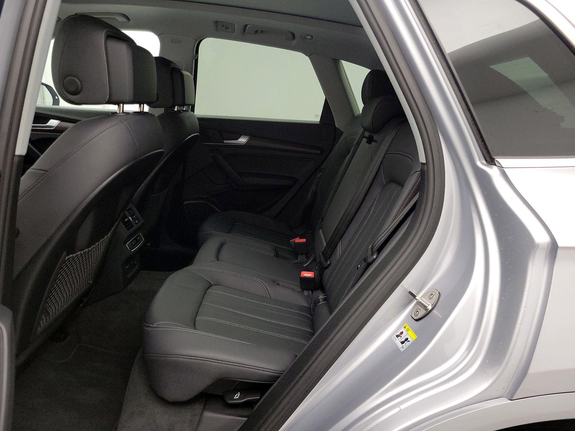 Thumbnail: 2023 Audi Q5 - 20