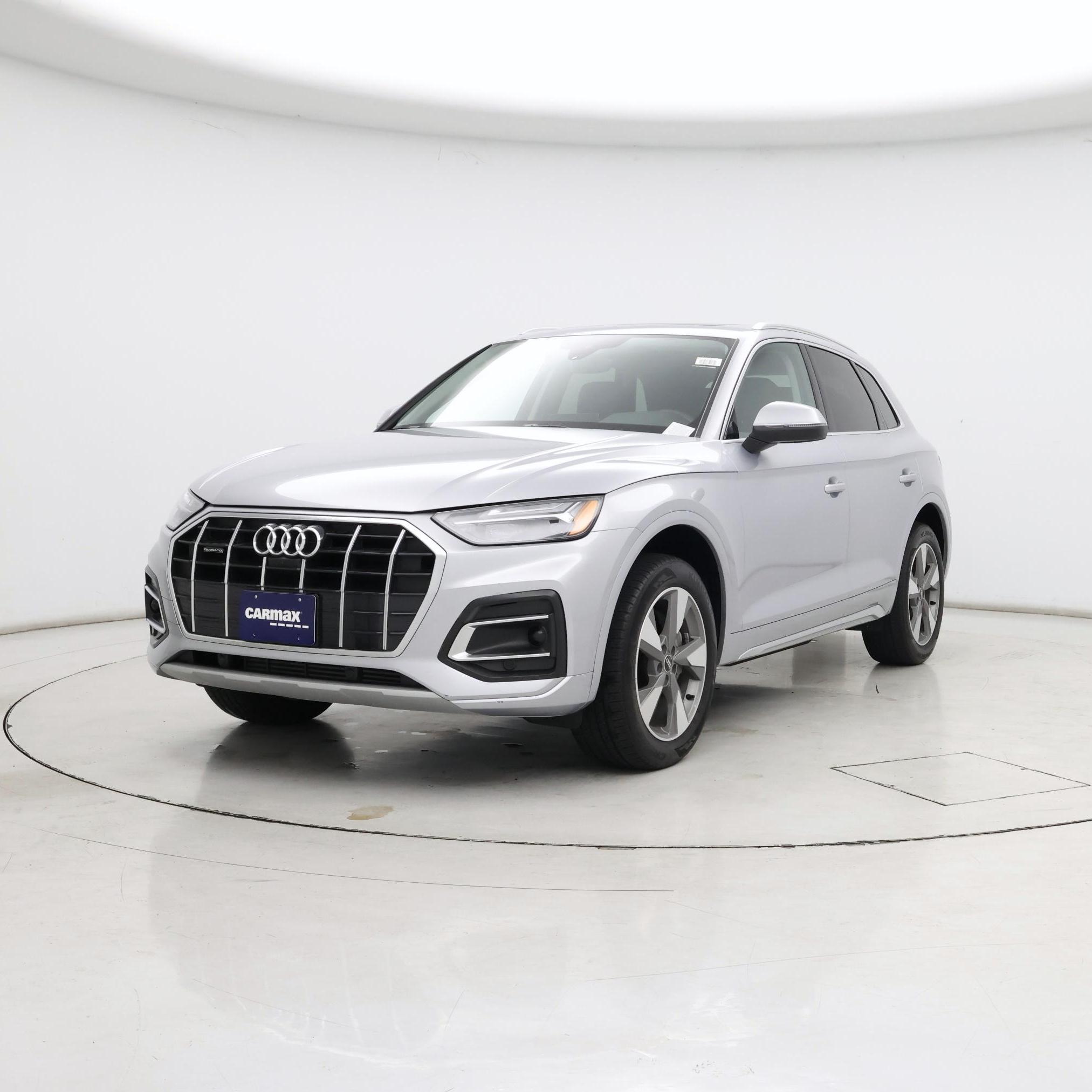 Thumbnail: 2023 Audi Q5 - 4