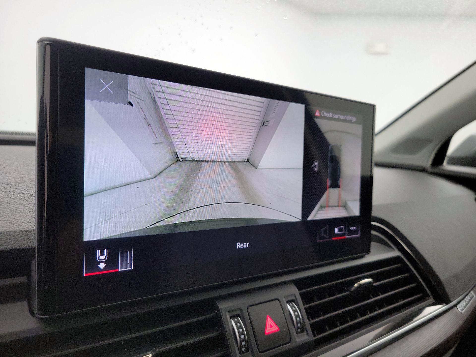 Thumbnail: 2022 Audi Q5 - 15