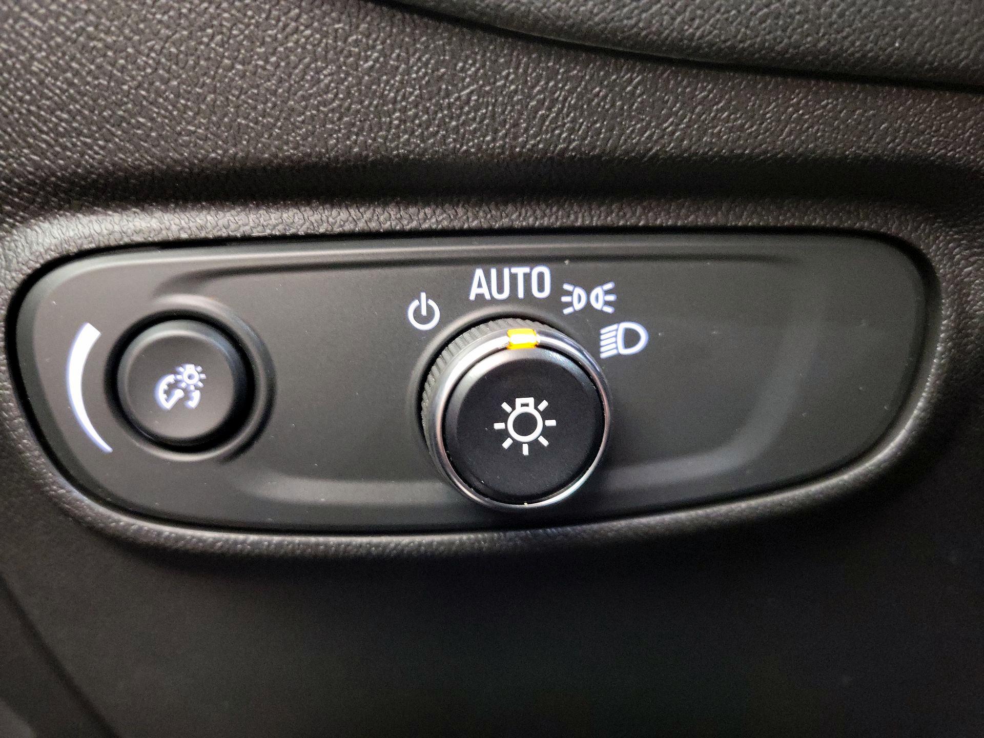 Thumbnail: 2023 Chevrolet Equinox - 13