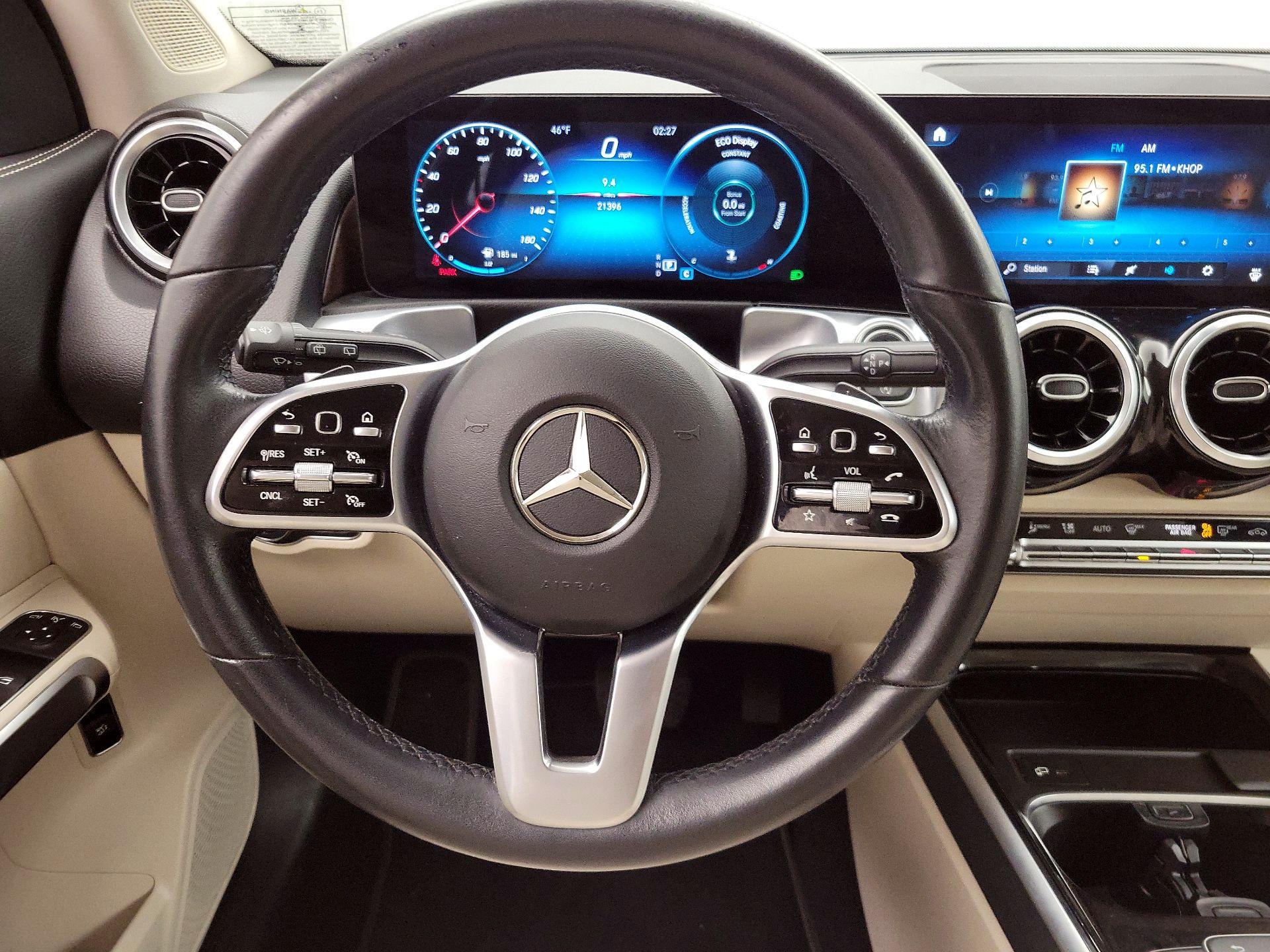 Thumbnail: 2022 Mercedes-Benz GLB - 10