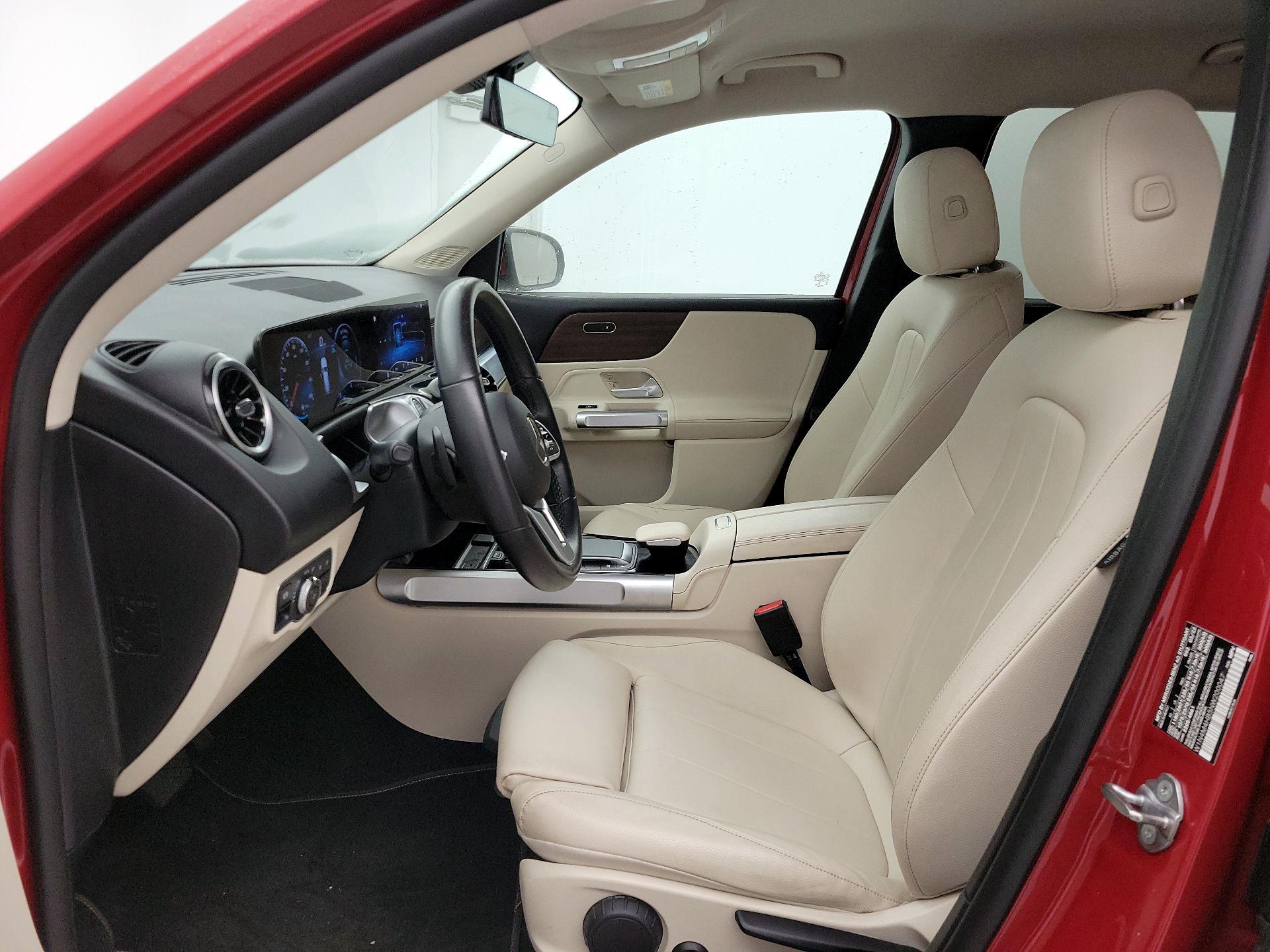 Thumbnail: 2022 Mercedes-Benz GLB - 11