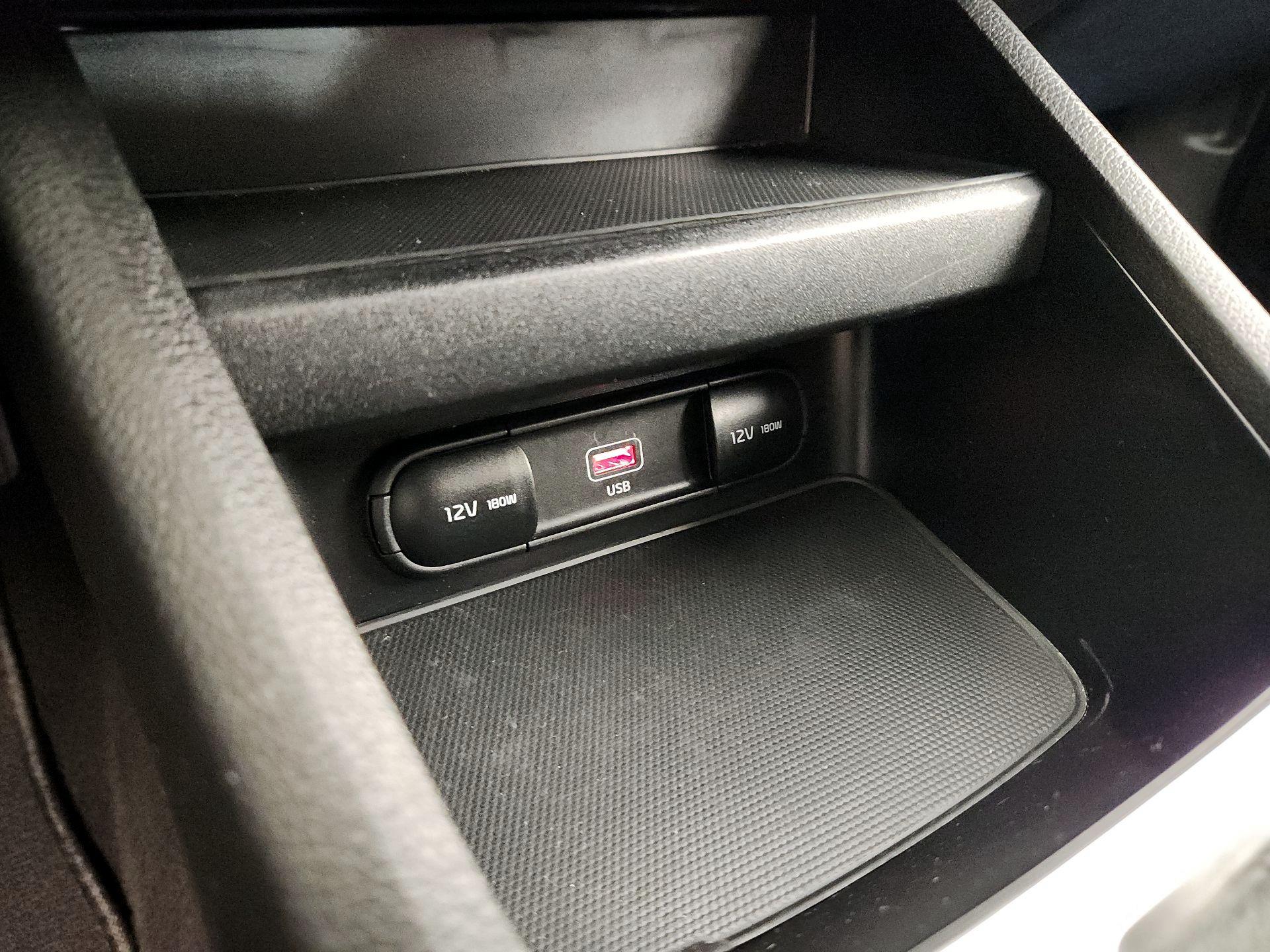 Thumbnail: 2023 Kia Forte - 18