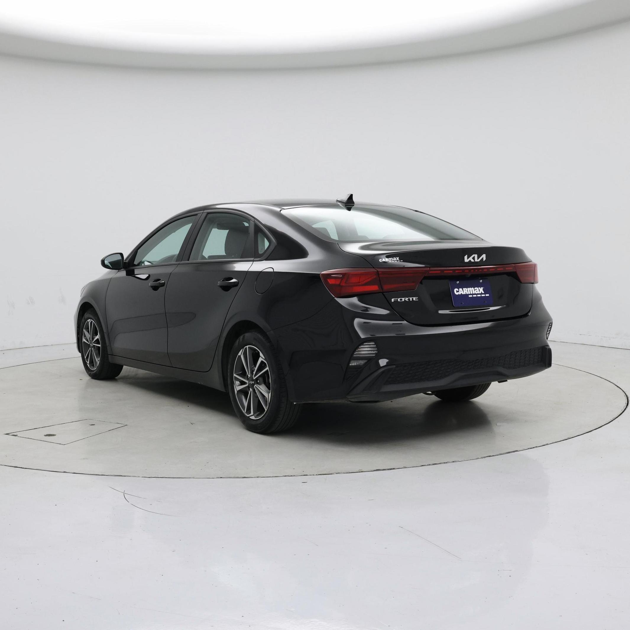 Thumbnail: 2023 Kia Forte - 2