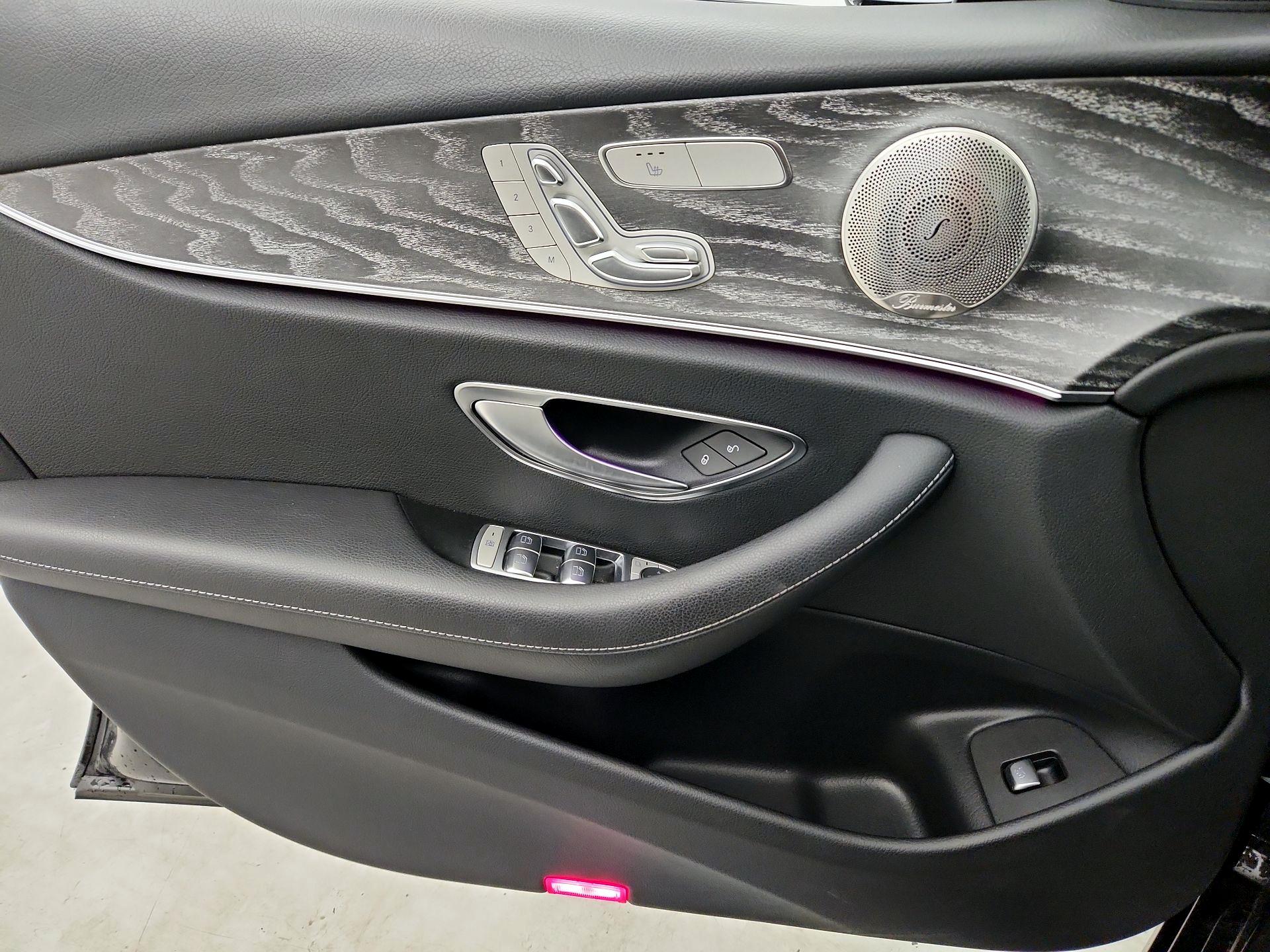 Thumbnail: 2022 Mercedes-Benz E-Class - 12