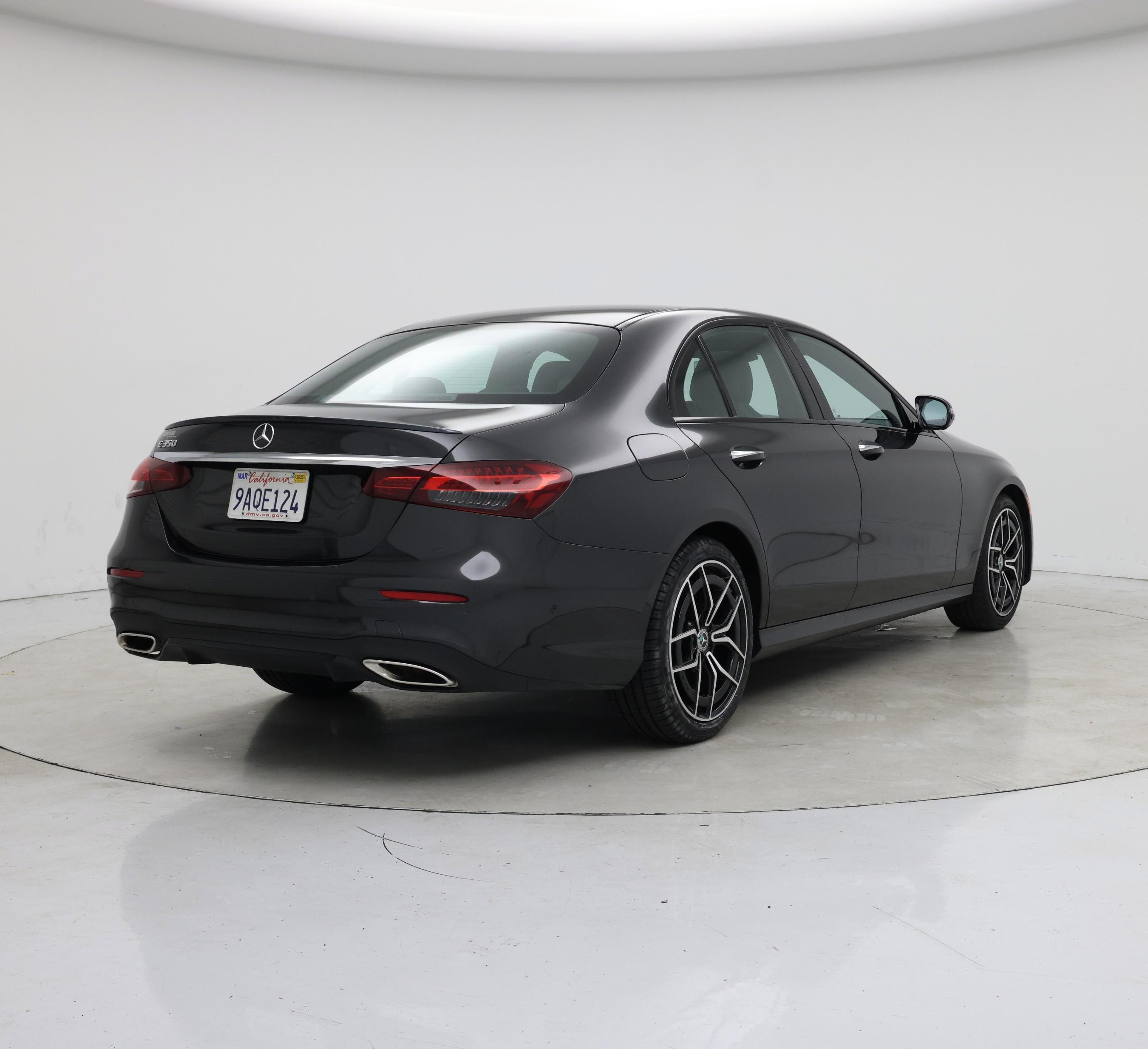 Thumbnail: 2022 Mercedes-Benz E-Class - 8