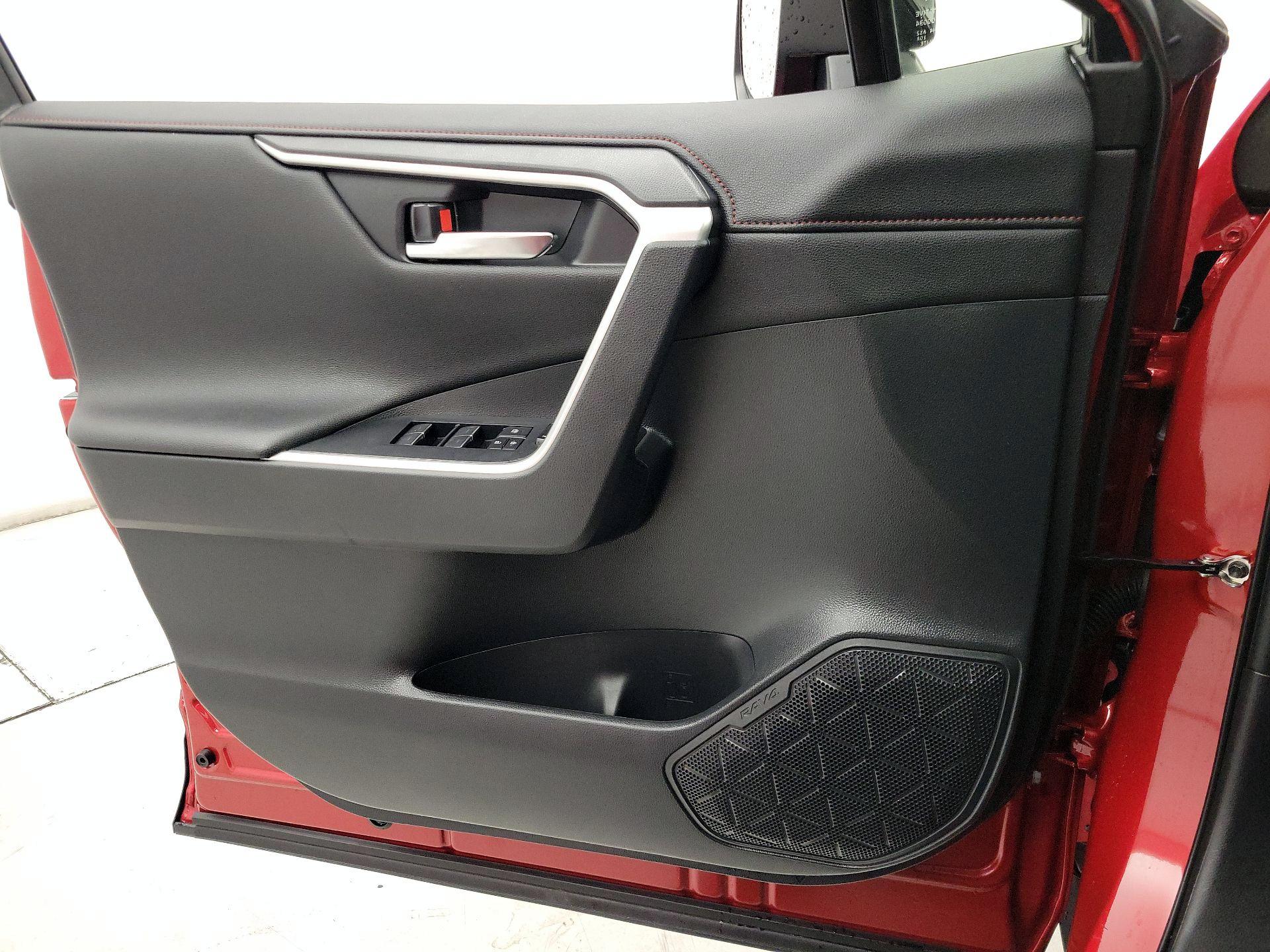 Thumbnail: 2023 Toyota RAV4 - 12