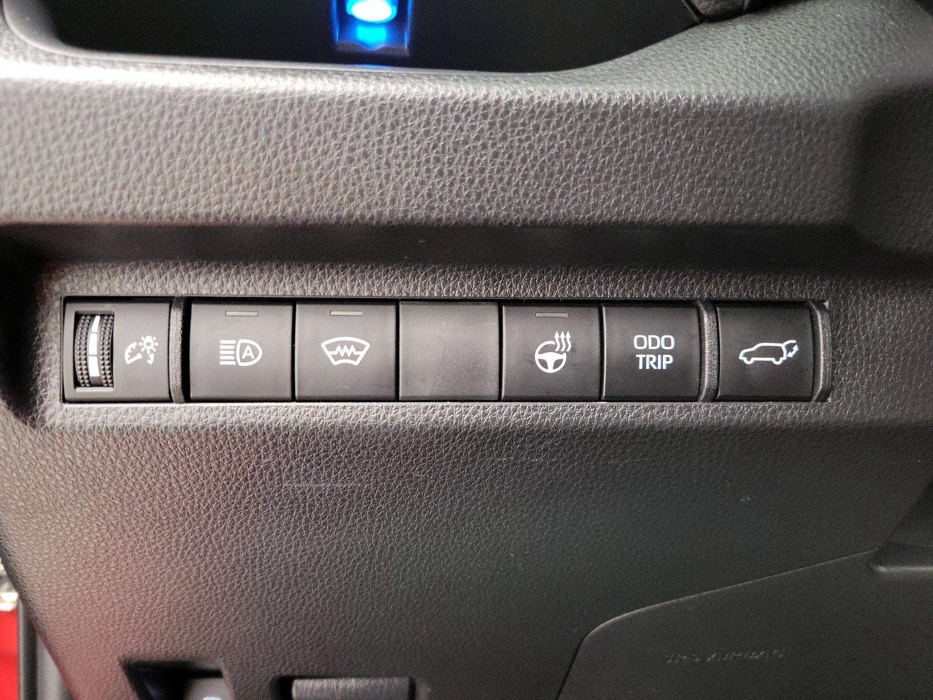 Thumbnail: 2023 Toyota RAV4 - 13