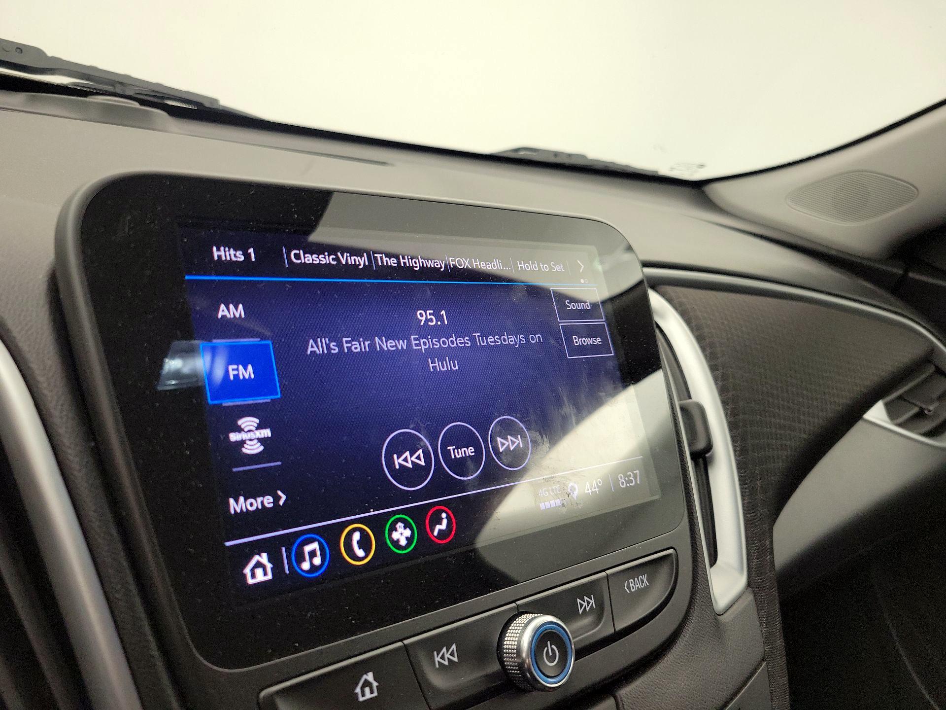 Thumbnail: 2023 Chevrolet Malibu - 15