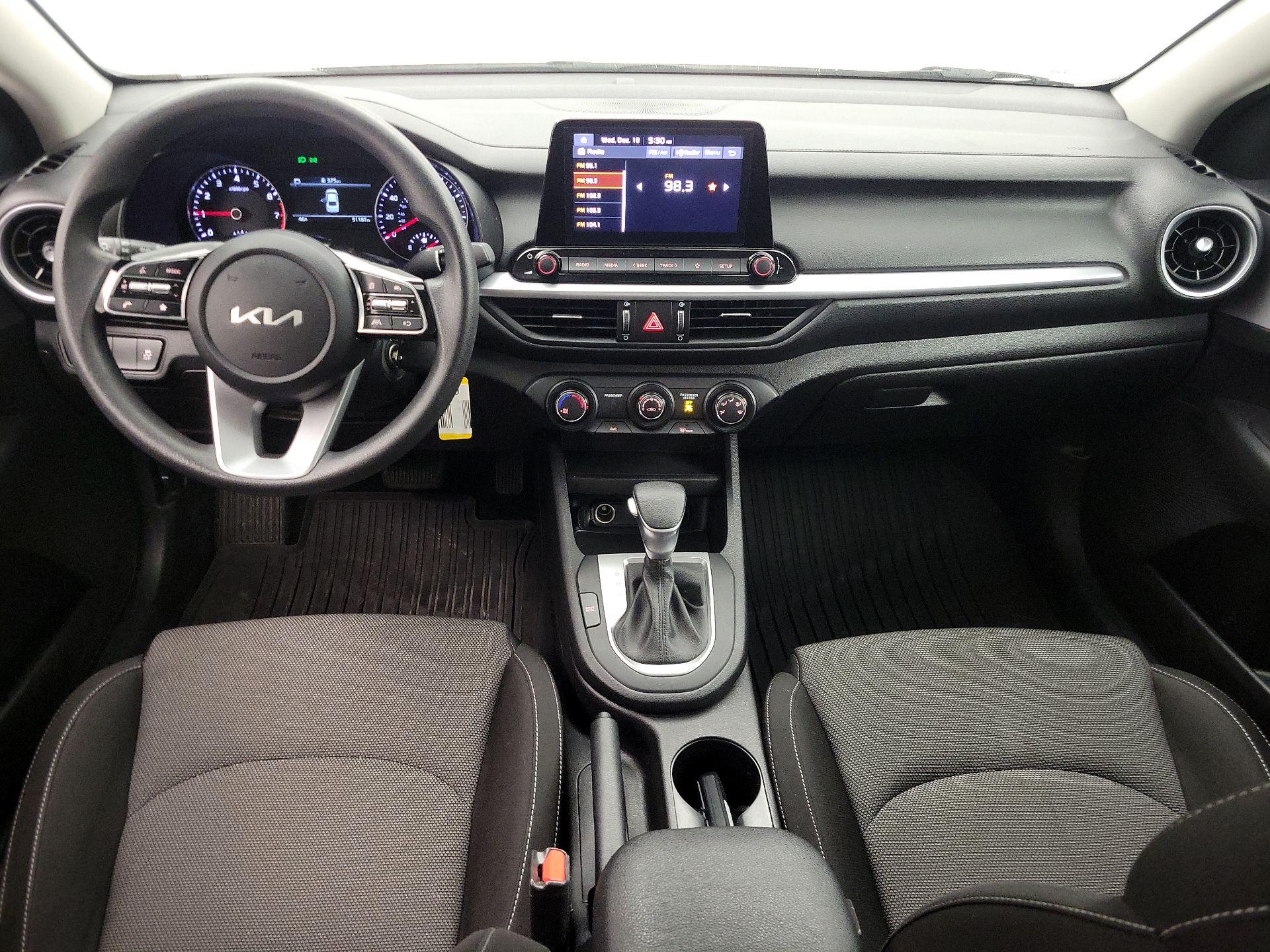 Thumbnail: 2023 Kia Forte - 9