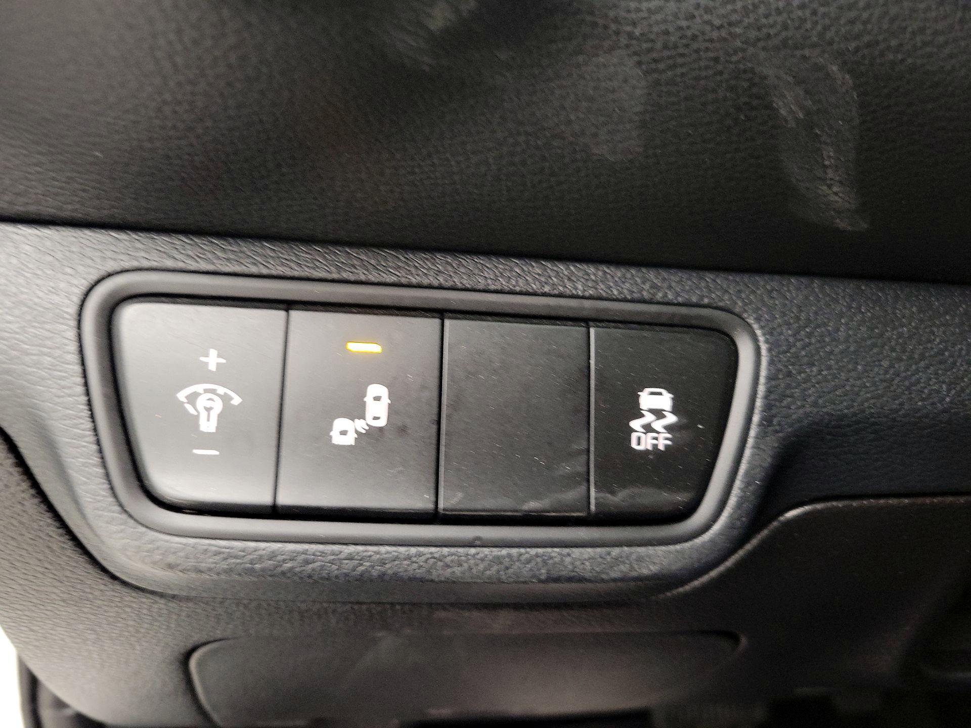 Thumbnail: 2023 Kia Forte - 13