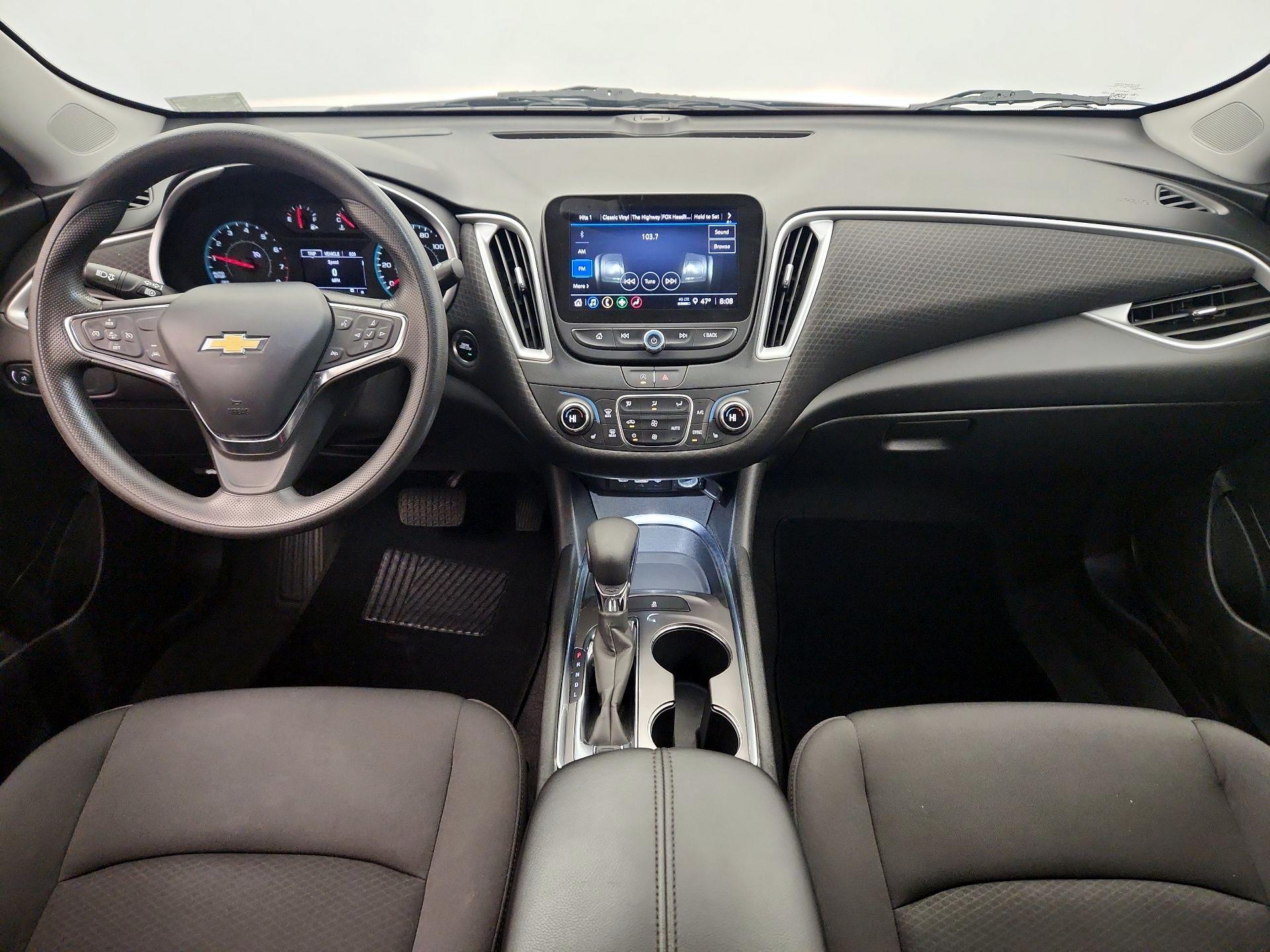 Thumbnail: 2023 Chevrolet Malibu - 9