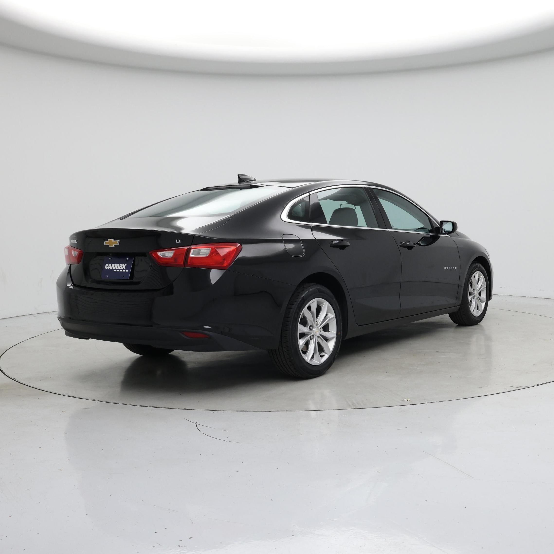 Thumbnail: 2023 Chevrolet Malibu - 8