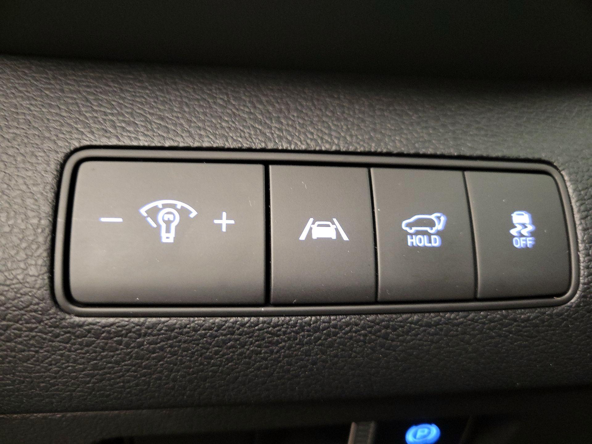 Thumbnail: 2023 Hyundai Santa Fe - 13