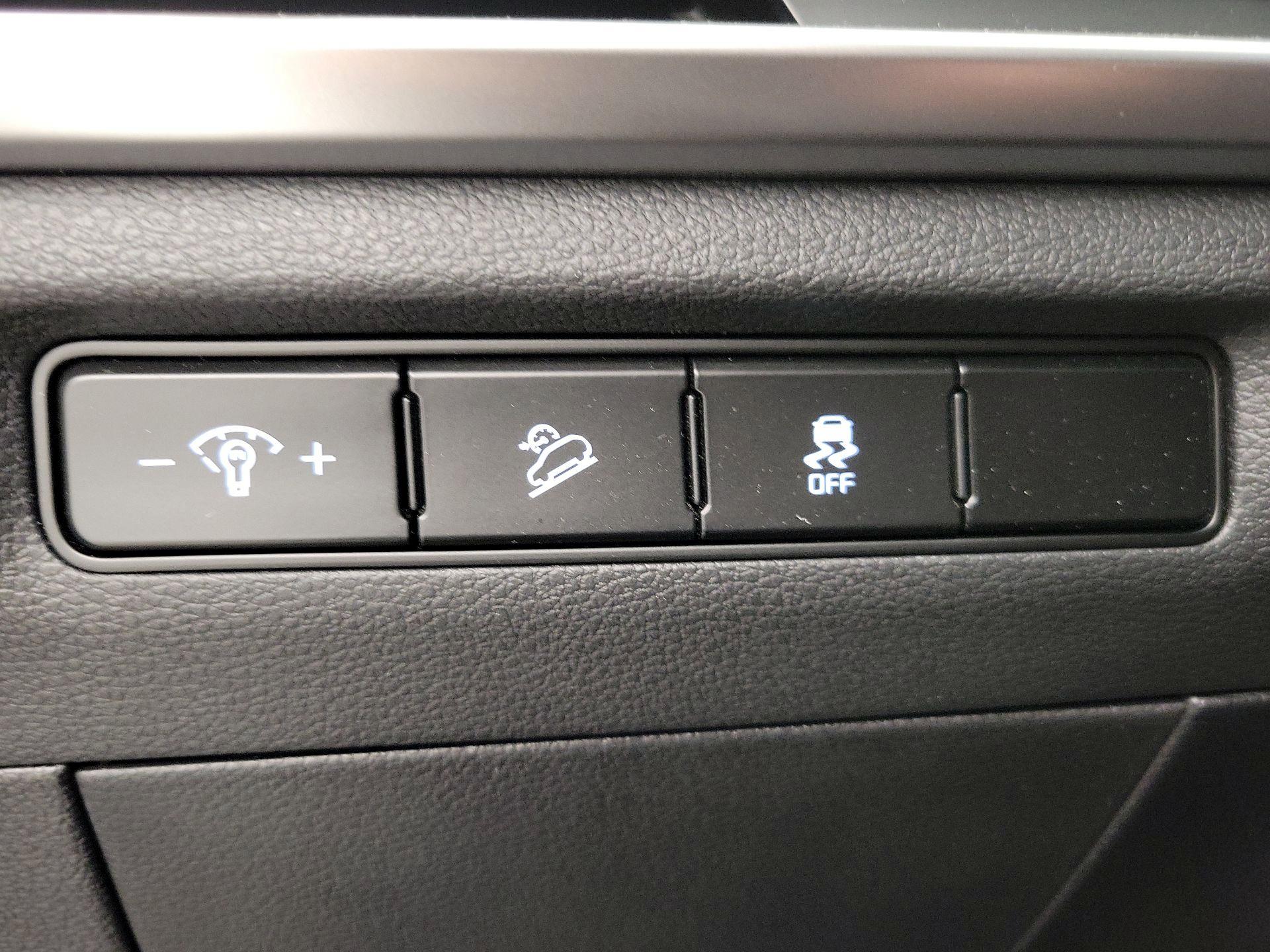 Thumbnail: 2024 Kia Telluride - 13