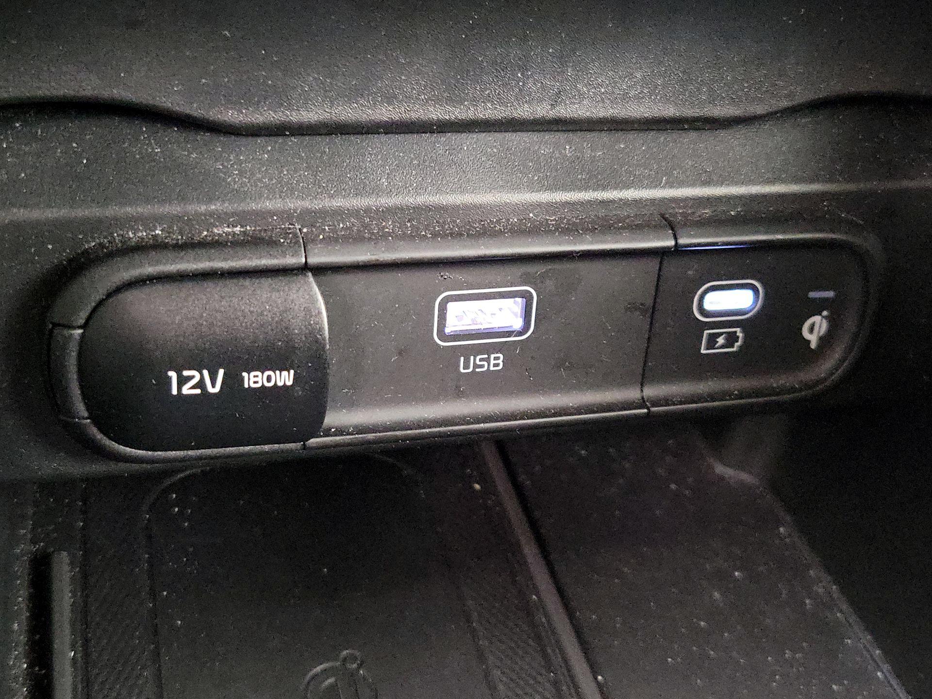 Thumbnail: 2024 Kia Telluride - 19