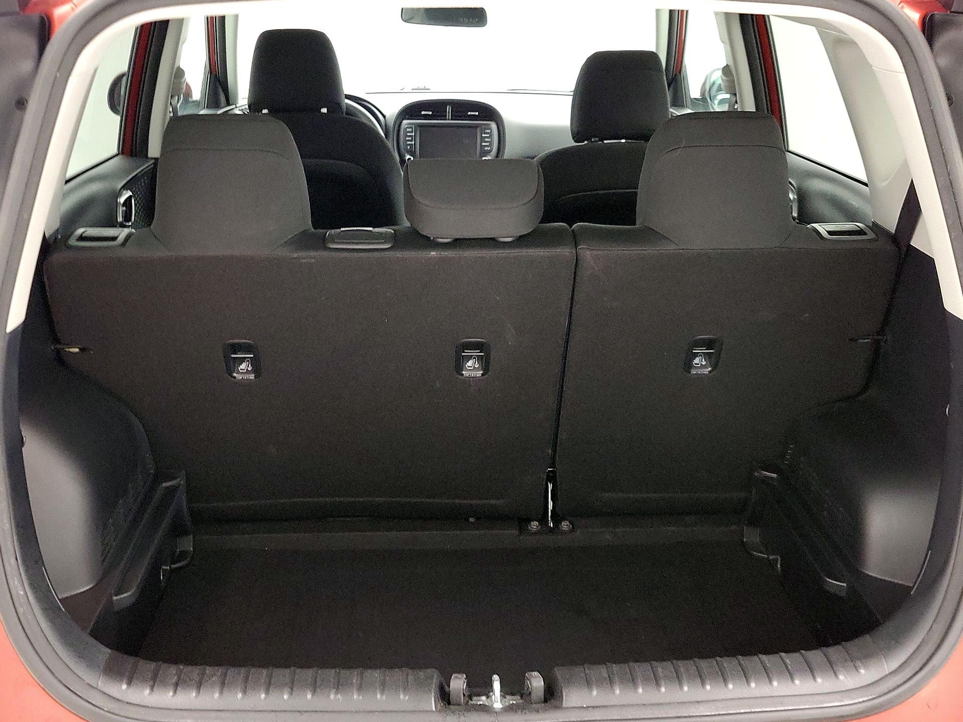 Thumbnail: 2022 Kia Soul - 20