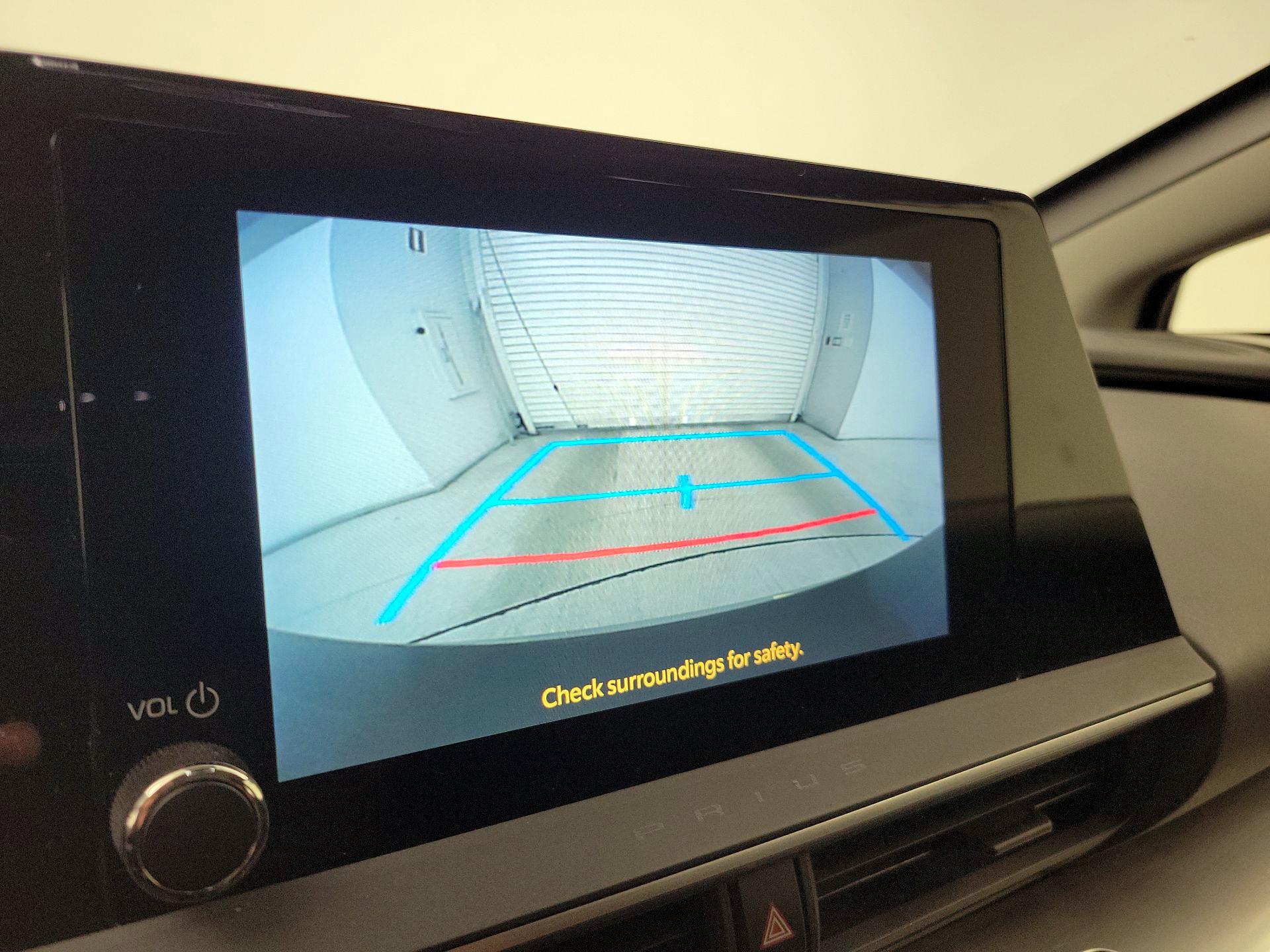 Thumbnail: 2024 Toyota Prius - 14