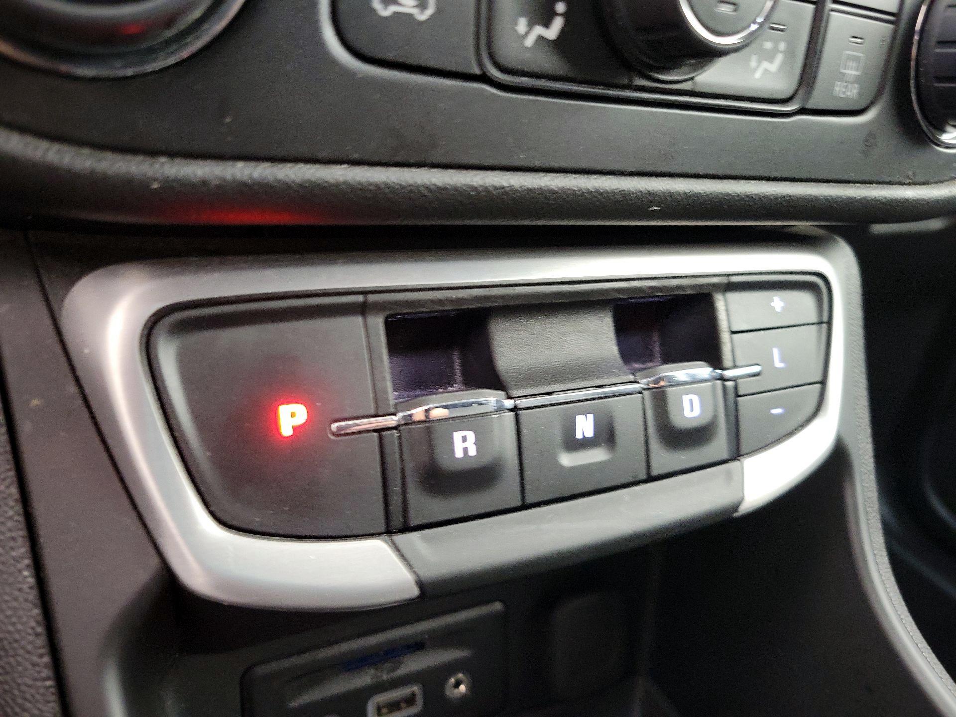 Thumbnail: 2024 GMC Terrain - 17